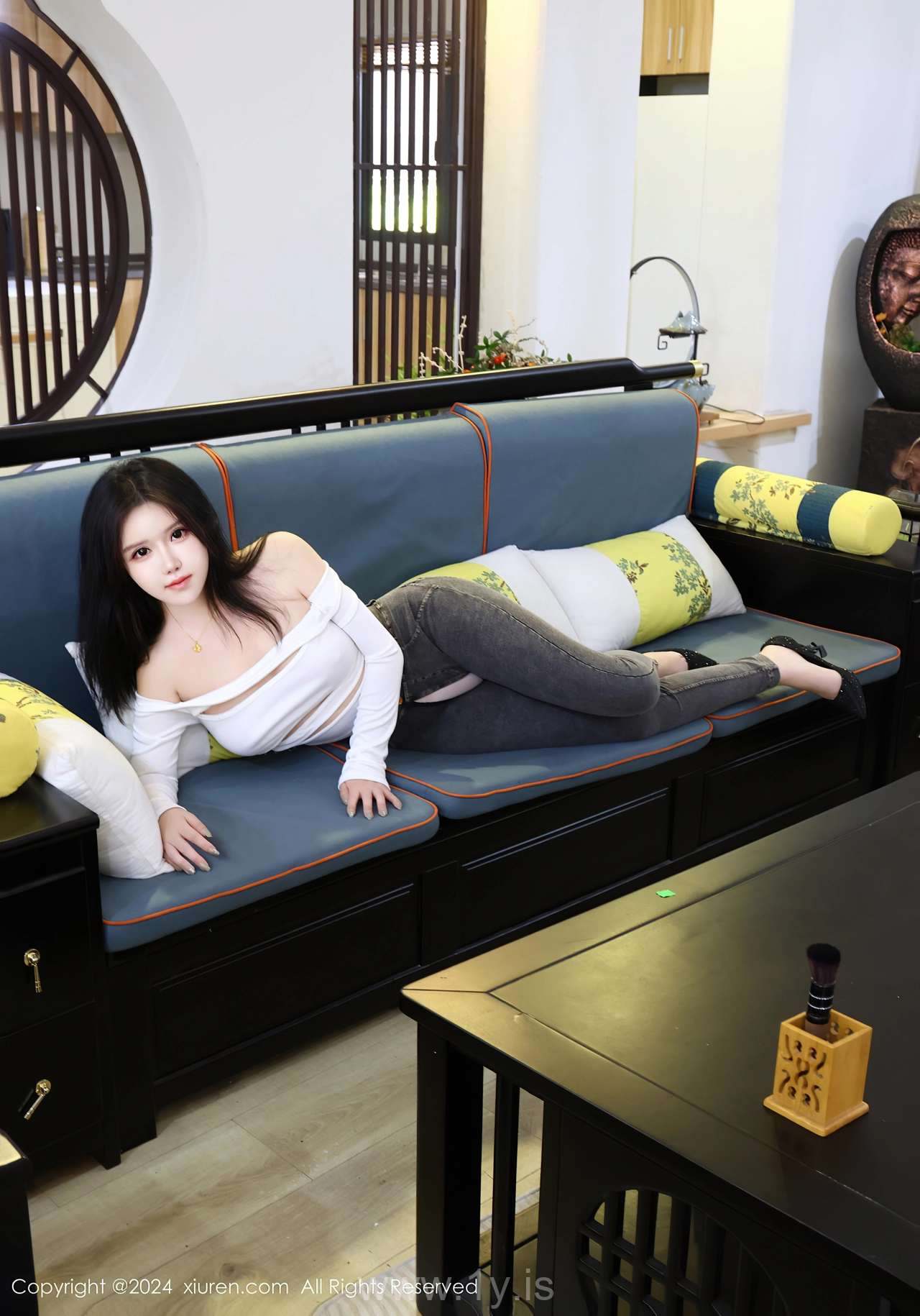 XIUREN(秀人网) No.8853 Gorgeous & Good-looking Asian Beauty Queen 小薯条nienie