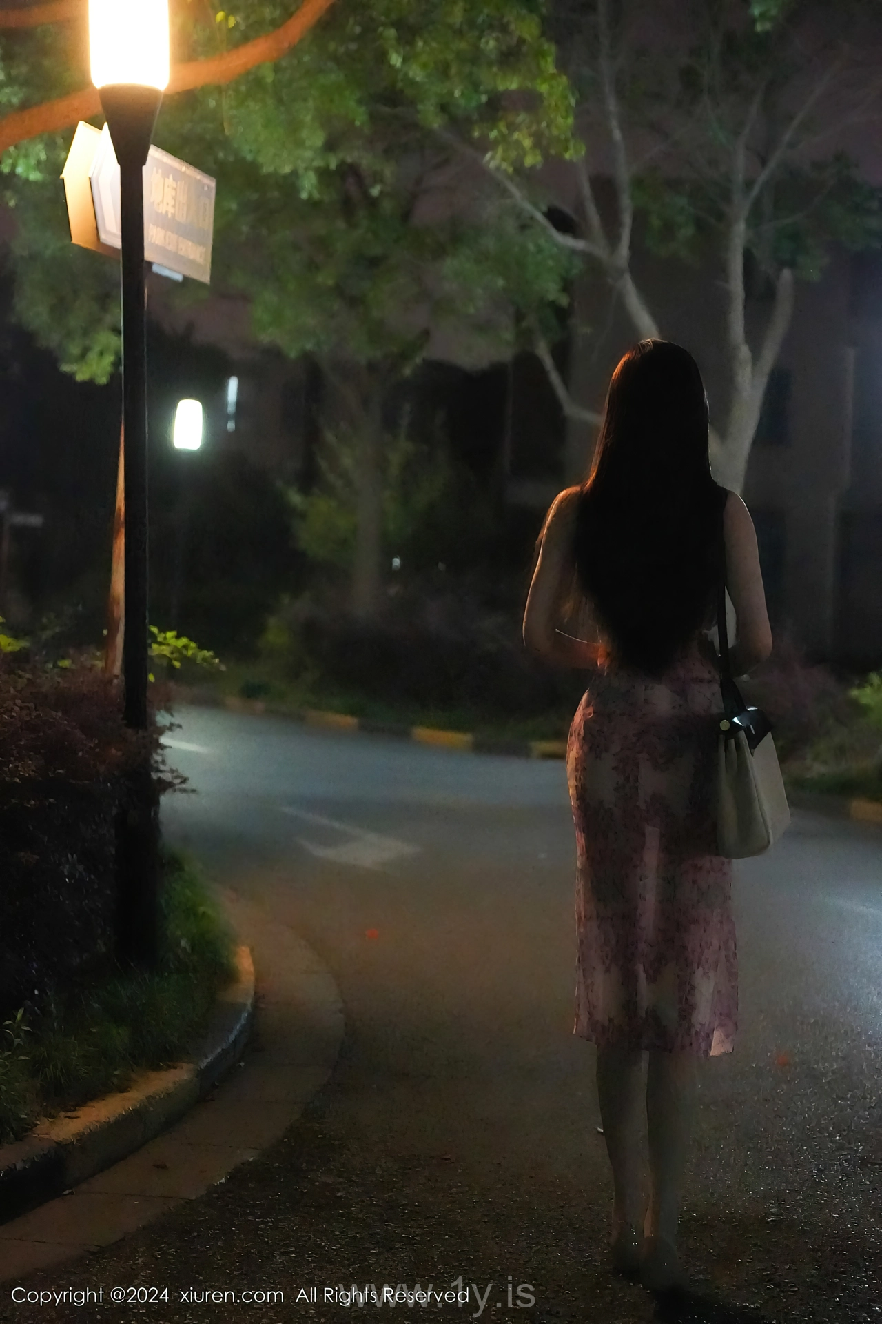 XIUREN(秀人网) No.8855 Decent Chinese Cutie Erikaki