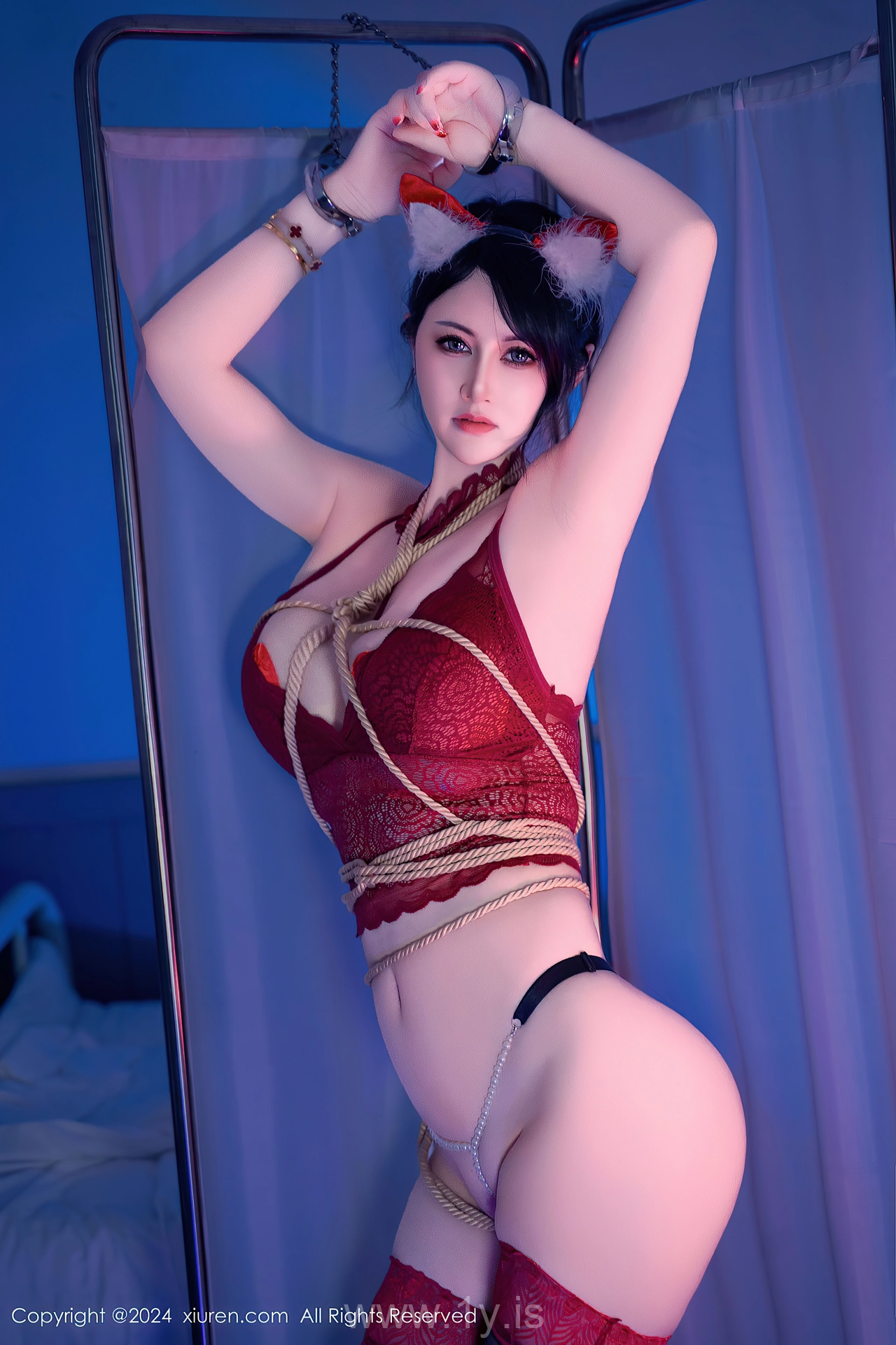 XIUREN(秀人网) No.8859 Ravishing Chinese Diva 诗诗kiki