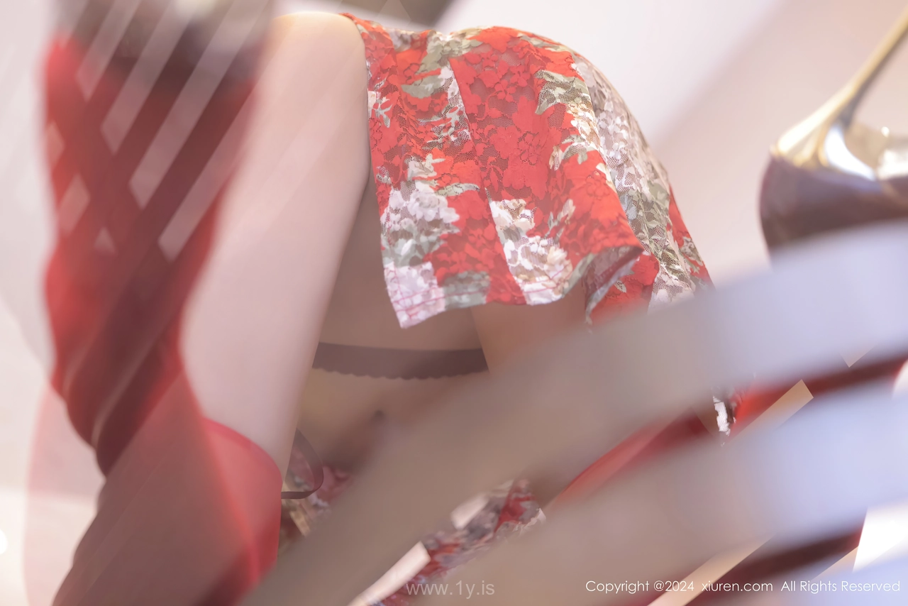 XIUREN(秀人网) No.8871 Trendy Asian Beauty Queen 尹甜甜