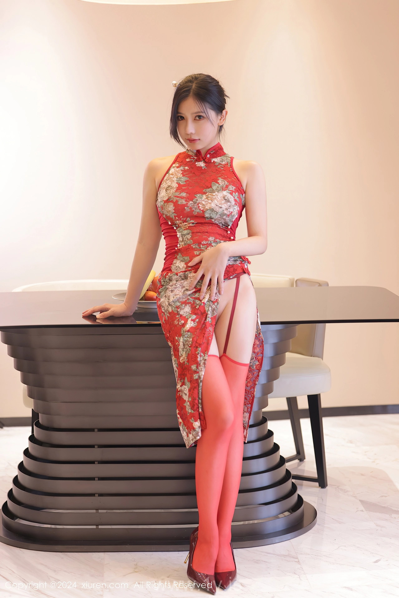 XIUREN(秀人网) No.8871 Trendy Asian Beauty Queen 尹甜甜