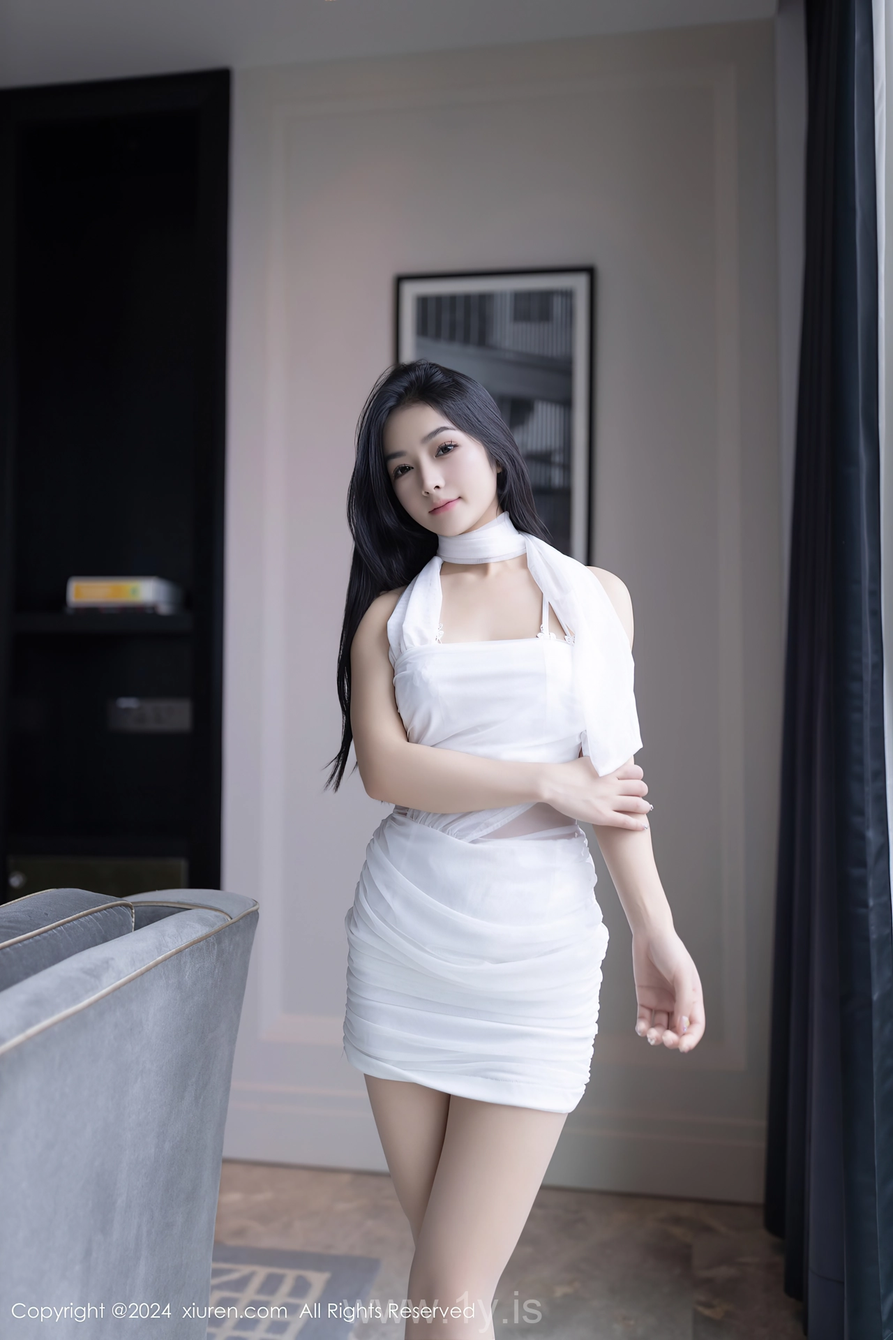 XIUREN(秀人网) No.8875 Enigmatic & Intriguing Chinese Temptress 谭小灵