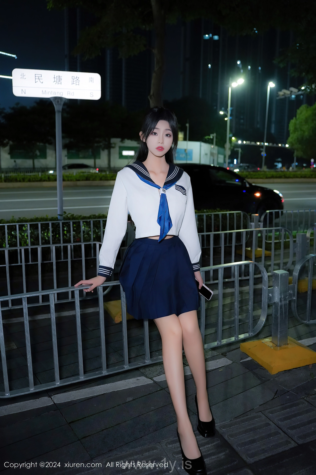 XIUREN(秀人网) No.8879 Innocent Chinese Nymph 董林越