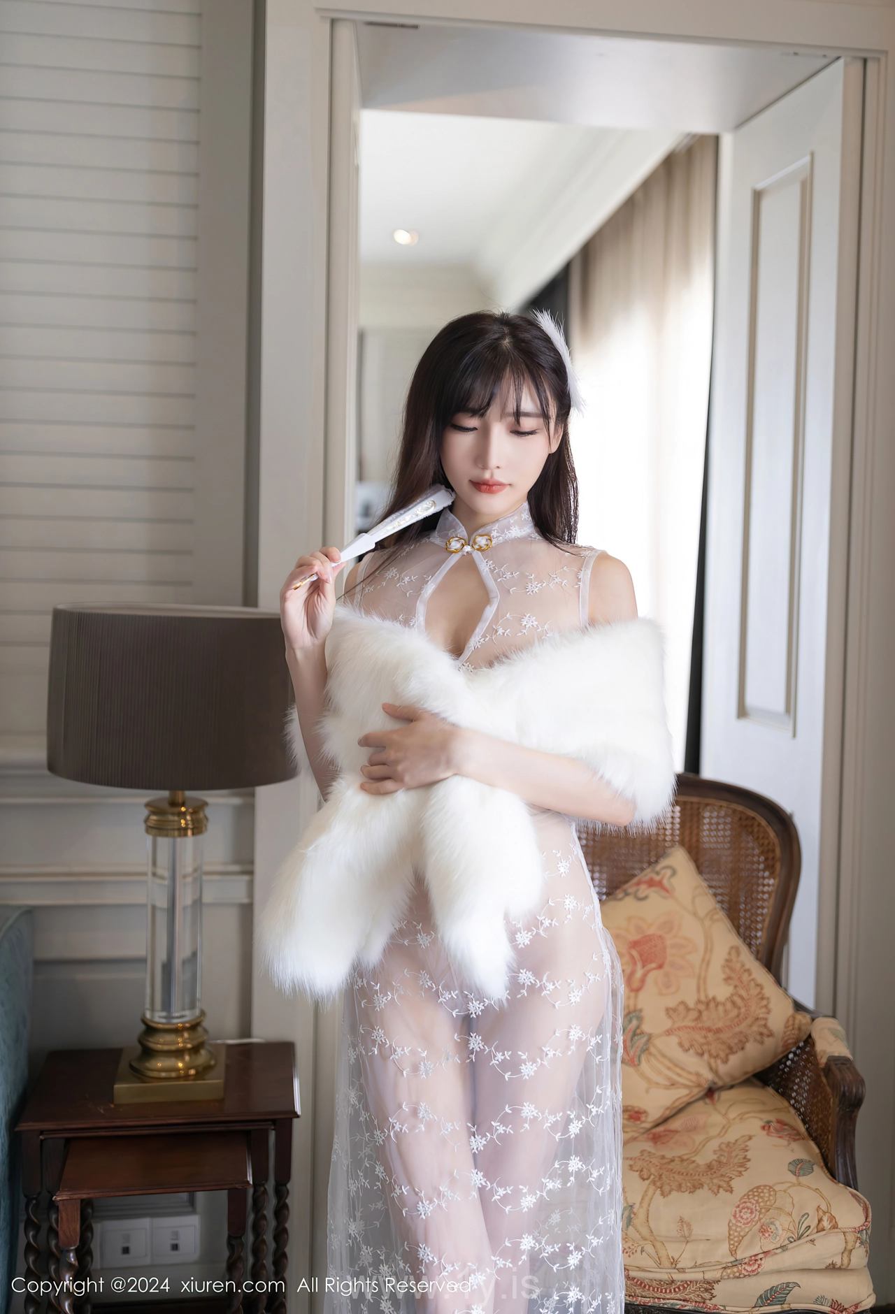 XIUREN(秀人网) No.8880 Quiet Chinese Rara Avis 陆萱萱