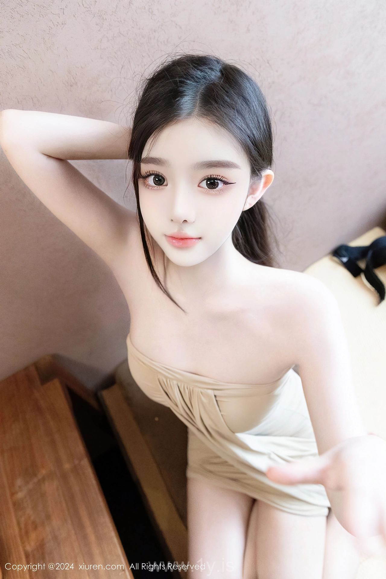 XIUREN(秀人网) No.8883 Refined & Fashionable Chinese Seductress 龙雪儿