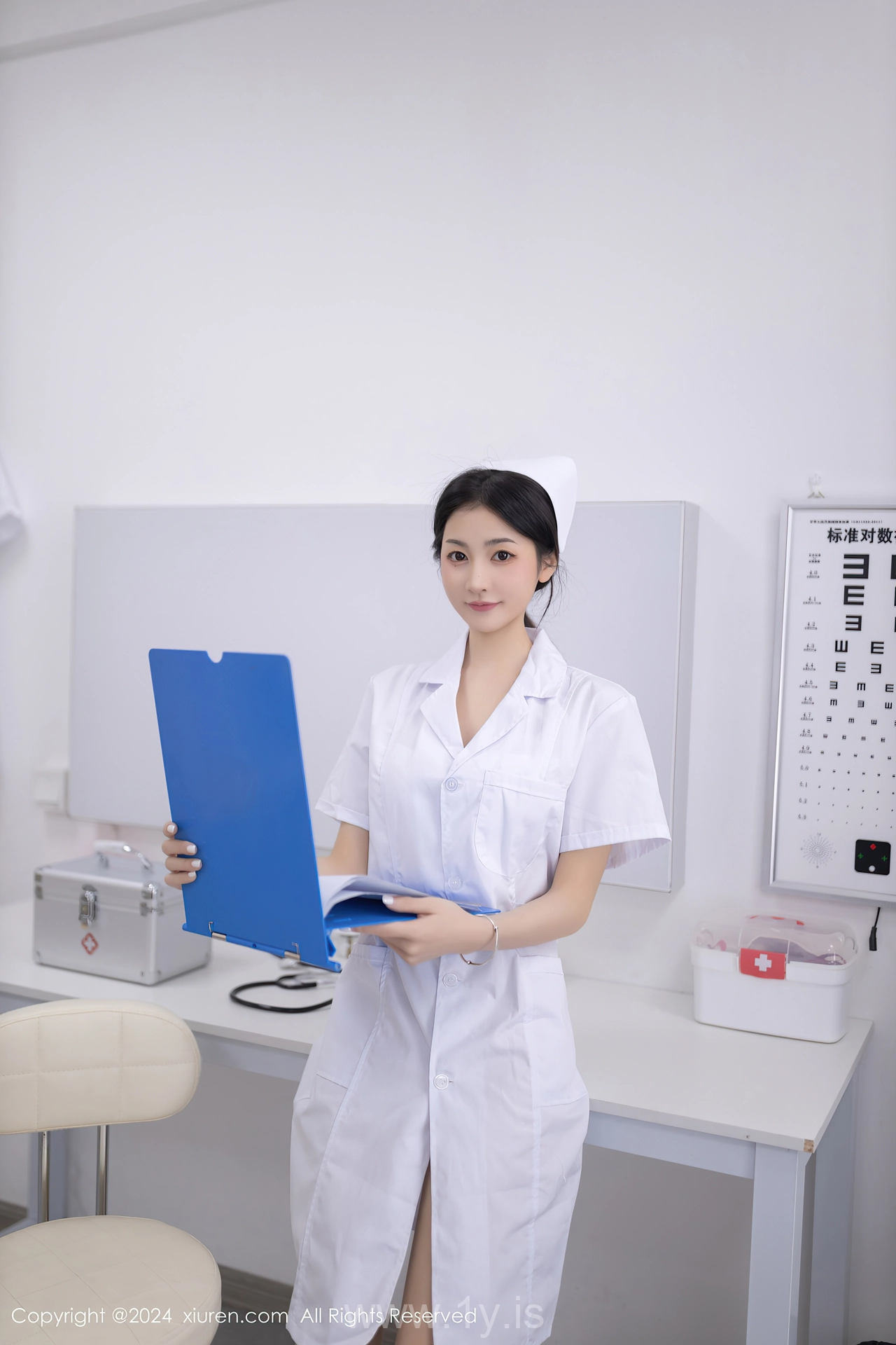 XIUREN(秀人网) No.8897 Seductive & Extraordinary Asian Teen 鱼尾fish