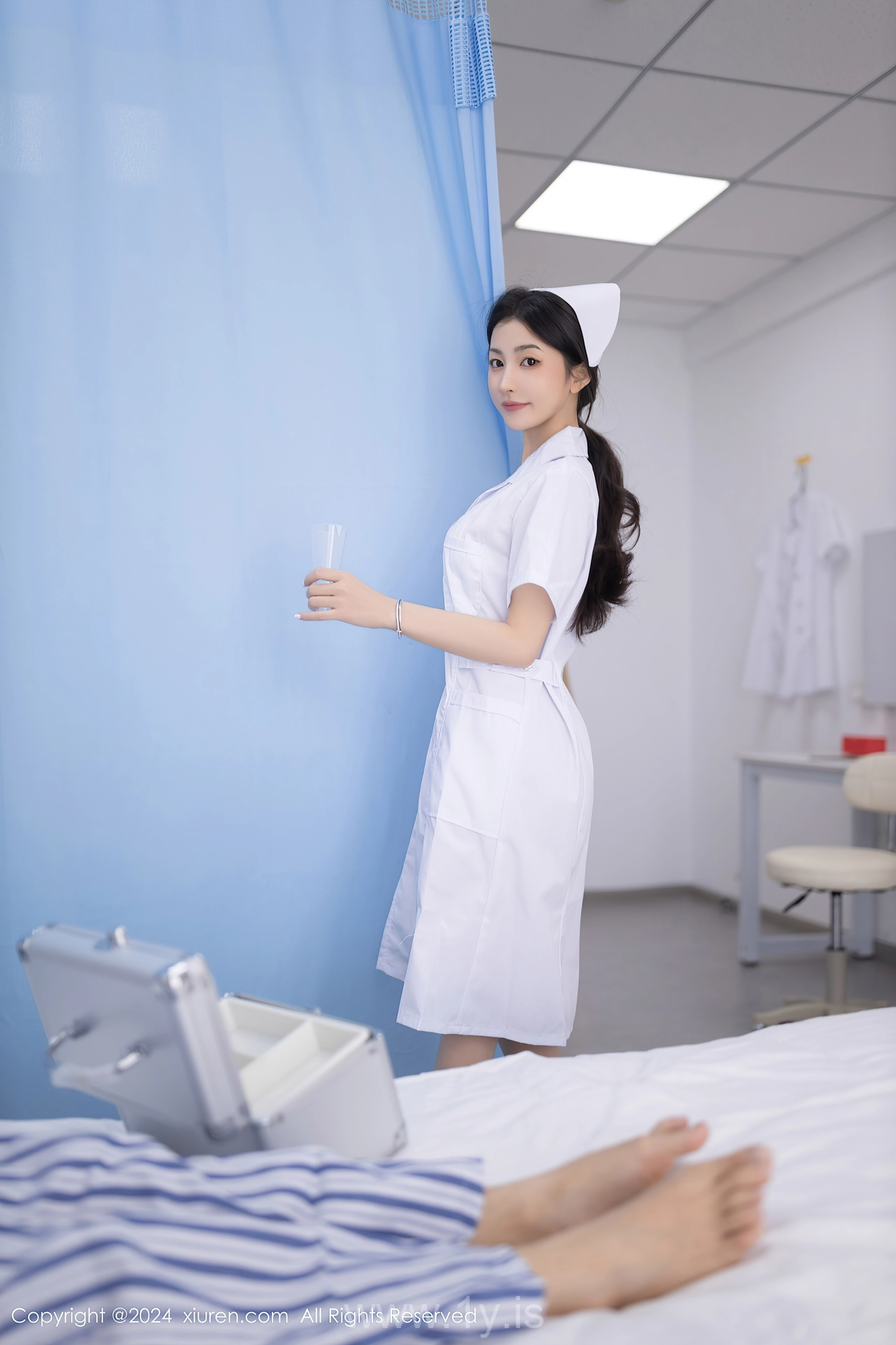 XIUREN(秀人网) No.8897 Seductive & Extraordinary Asian Teen 鱼尾fish