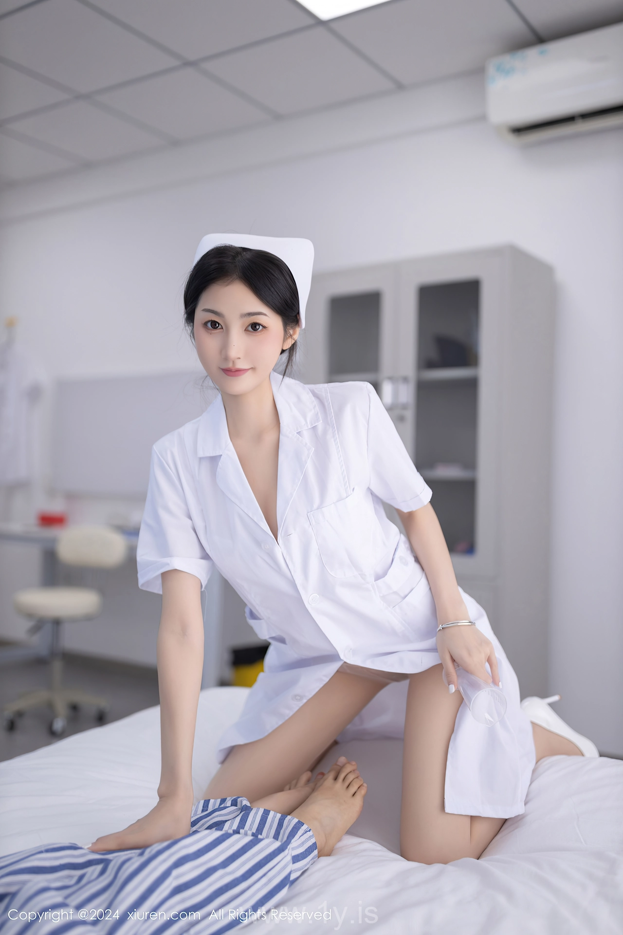 XIUREN(秀人网) No.8897 Seductive & Extraordinary Asian Teen 鱼尾fish