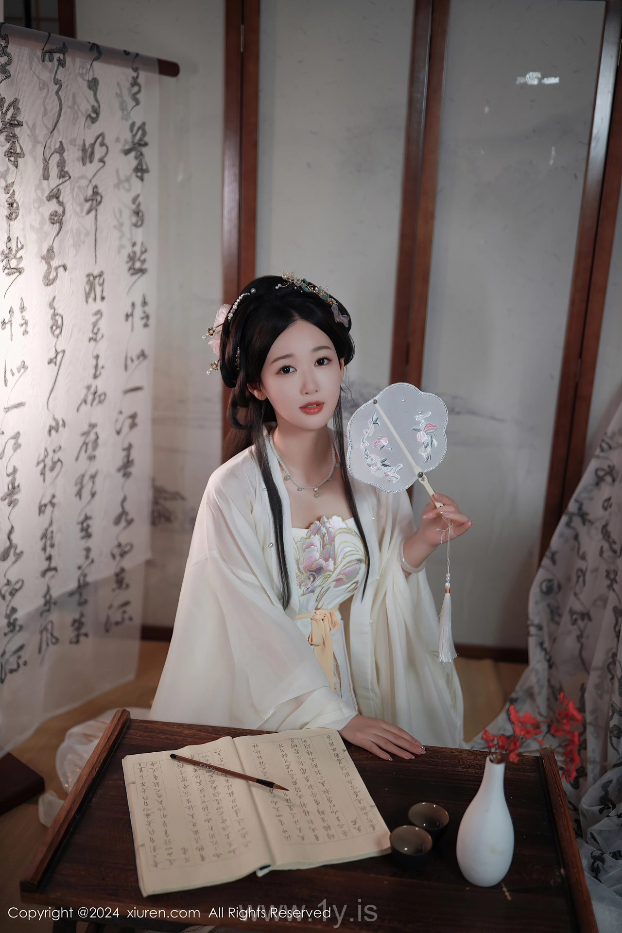 XIUREN(秀人网) No.8898 Well-developed & Exquisite Asian Women 唐安琪