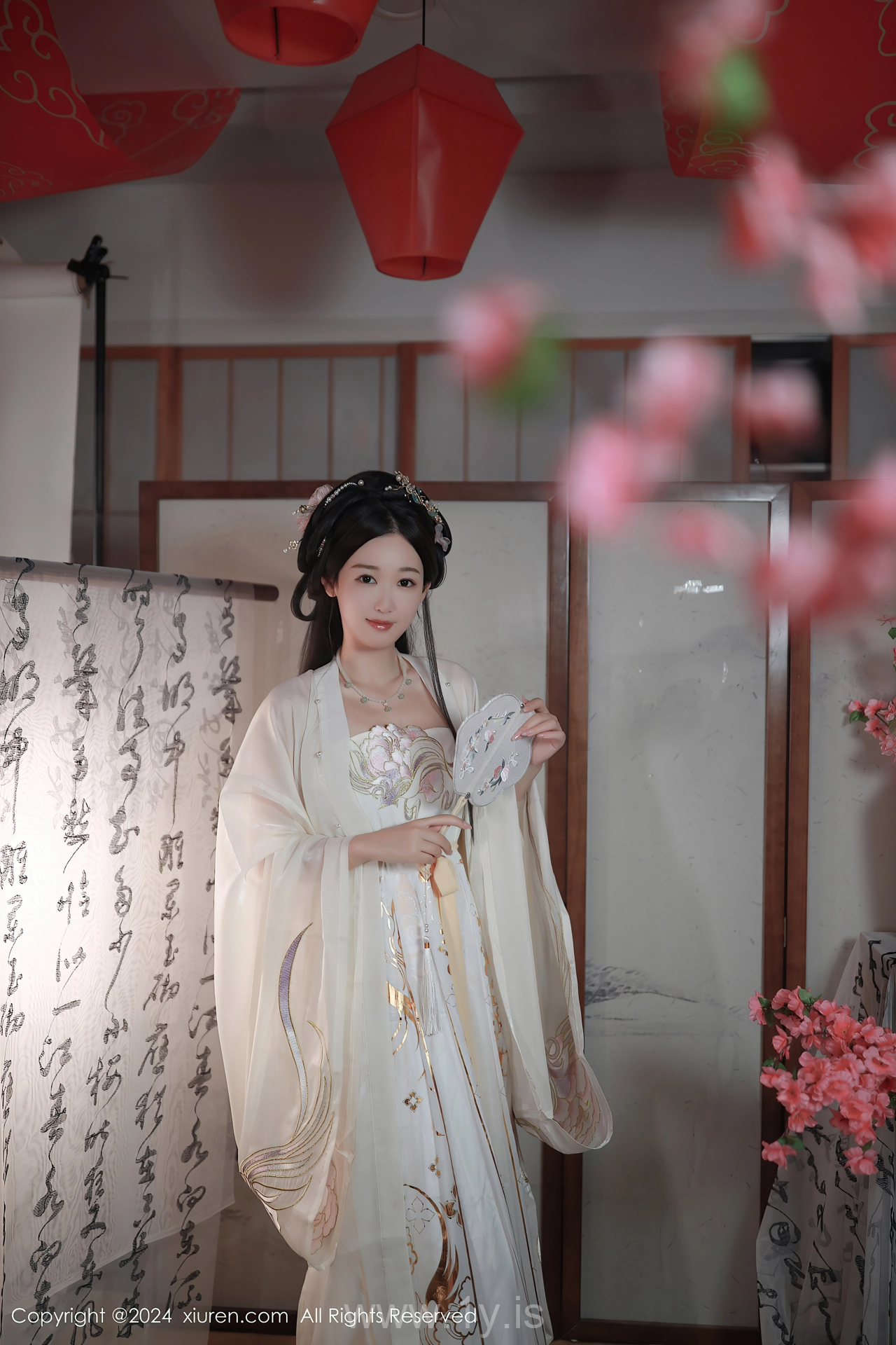 XIUREN(秀人网) No.8898 Well-developed & Exquisite Asian Women 唐安琪