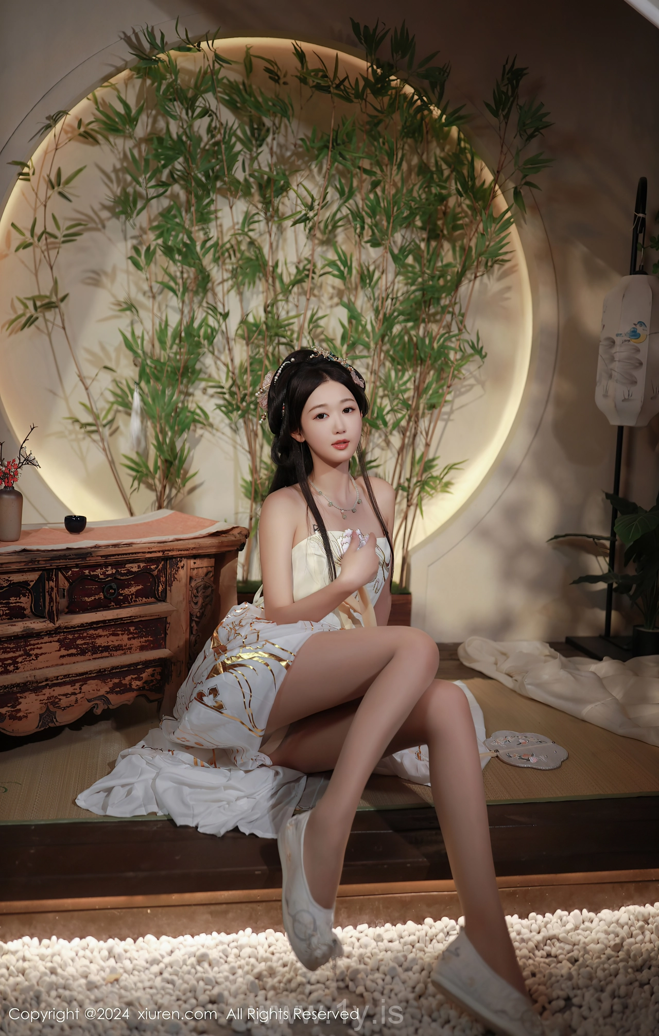 XIUREN(秀人网) No.8898 Well-developed & Exquisite Asian Women 唐安琪