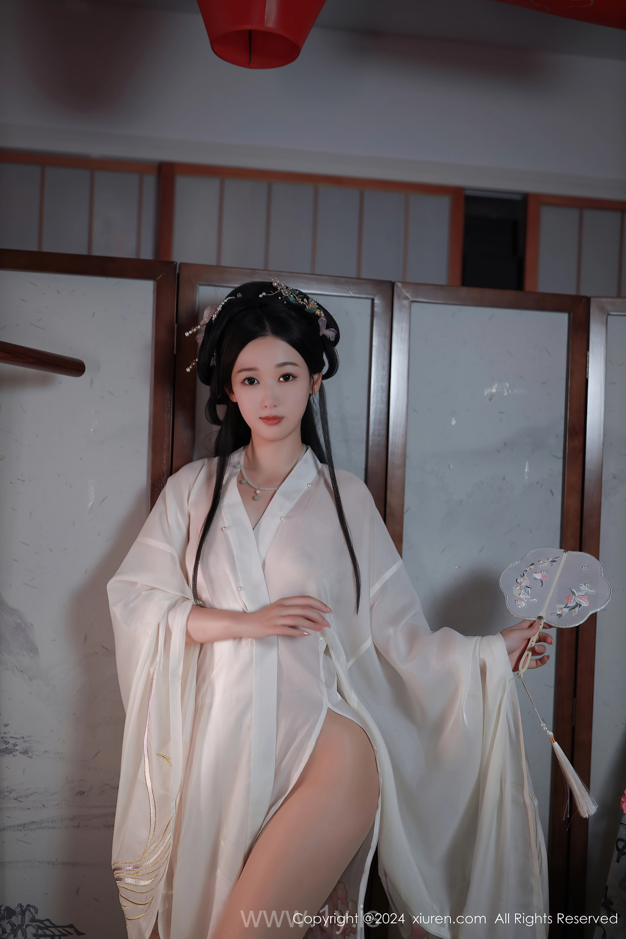 XIUREN(秀人网) No.8898 Well-developed & Exquisite Asian Women 唐安琪