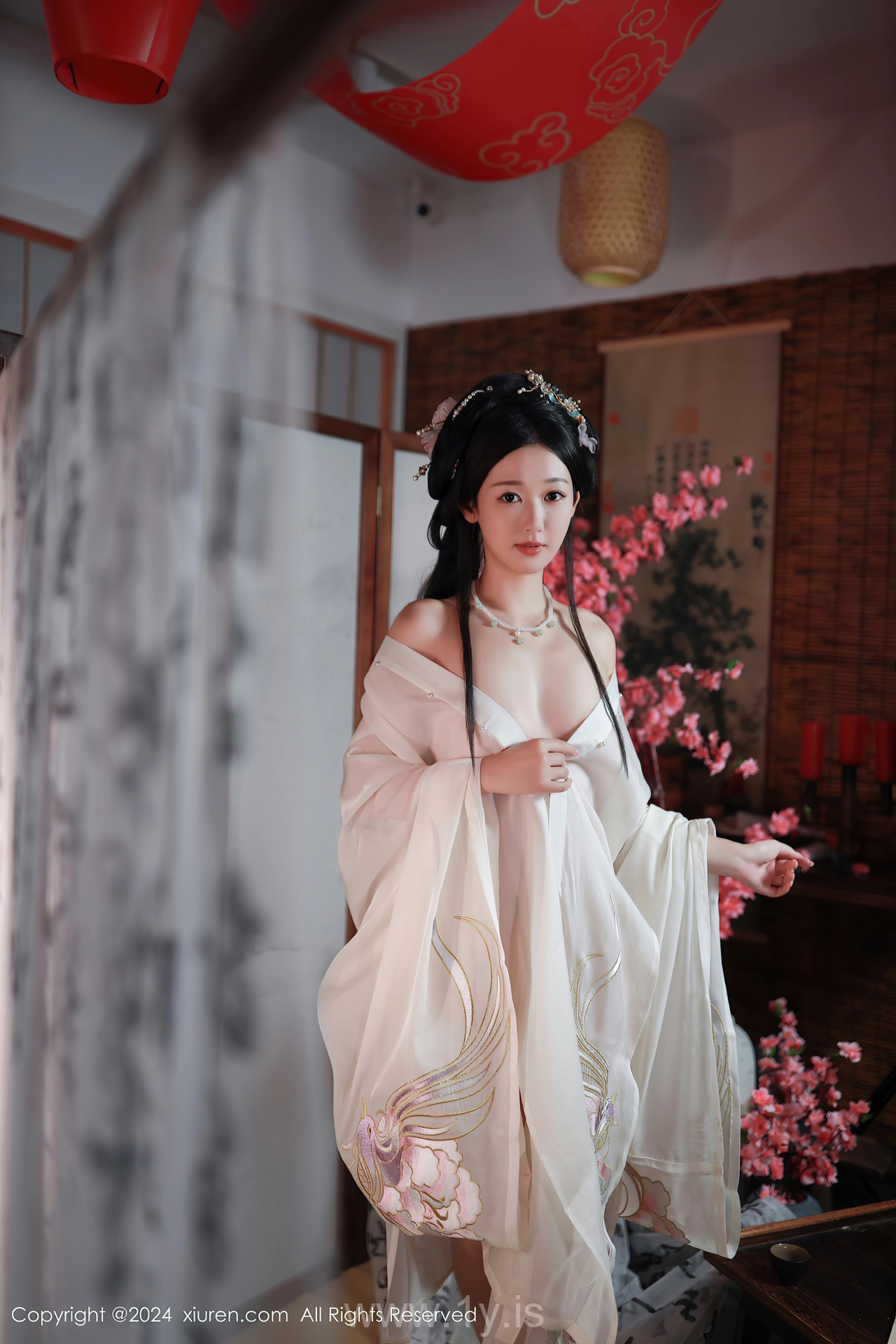 XIUREN(秀人网) No.8898 Well-developed & Exquisite Asian Women 唐安琪