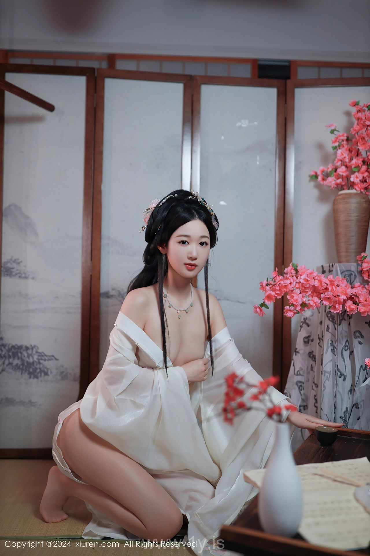 XIUREN(秀人网) No.8898 Well-developed & Exquisite Asian Women 唐安琪