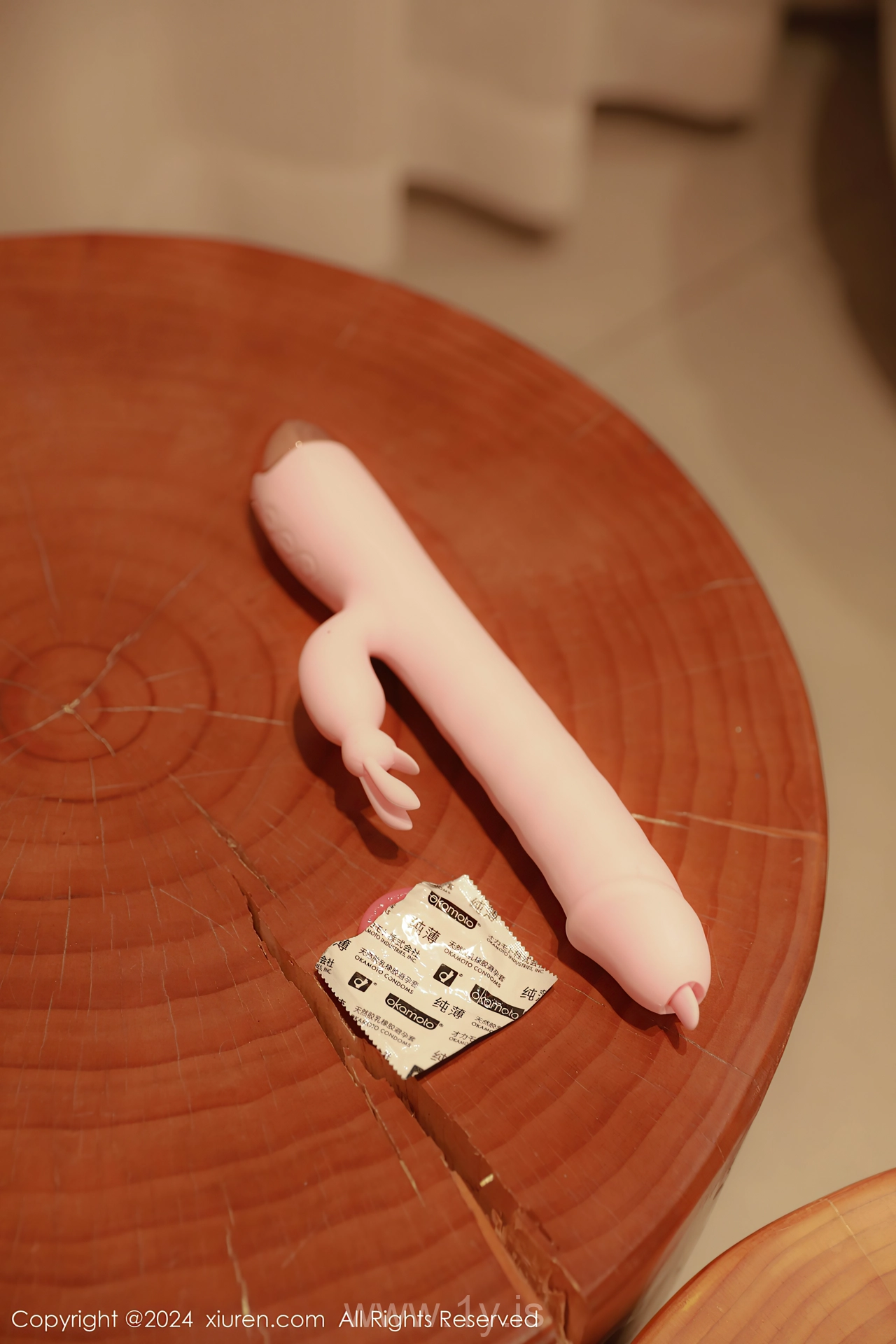 XIUREN(秀人网) No.8922 Sparkling Asian Enigma 桃妖夭