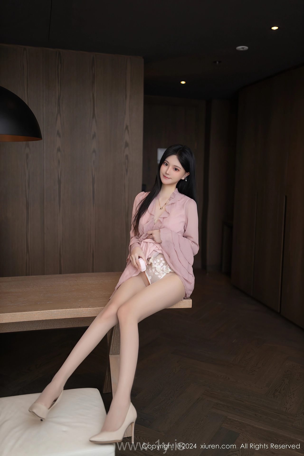 XIUREN(秀人网) No.8925 Gorgeous & Charismatic Chinese Temptress 幼幼