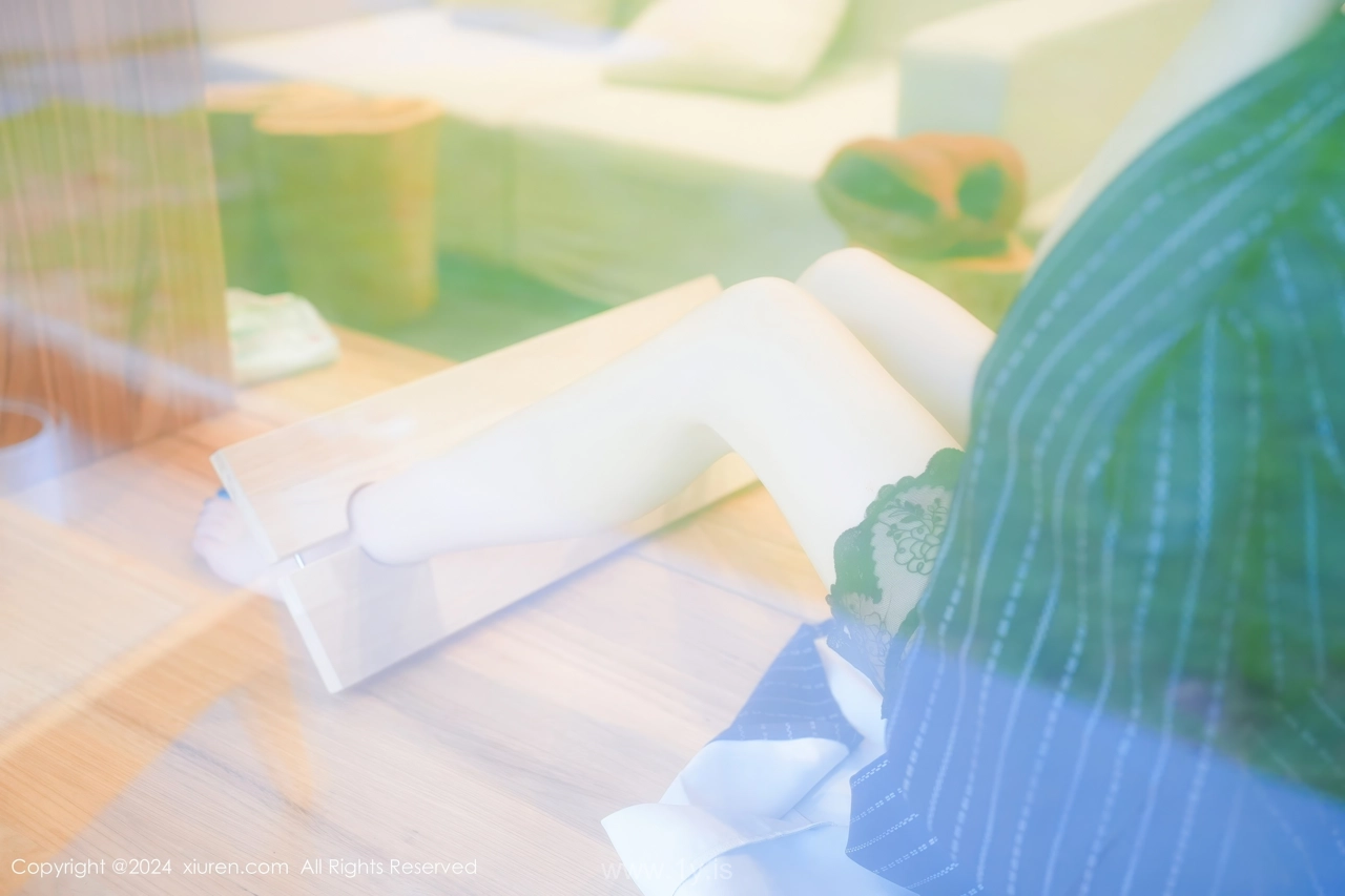 XIUREN(秀人网) No.8928 Sensuous Asian Rara Avis Erikaki