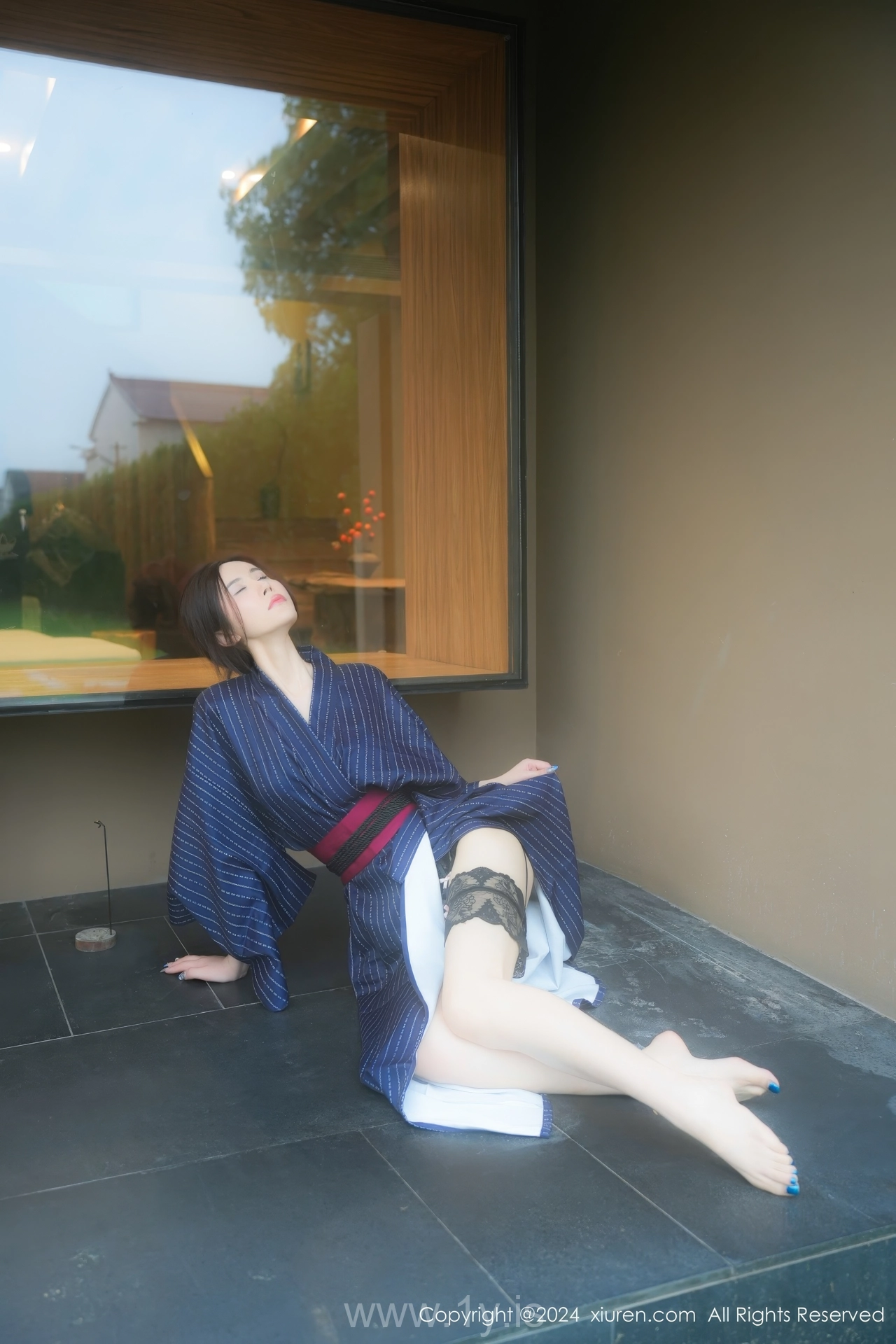 XIUREN(秀人网) No.8928 Sensuous Asian Rara Avis Erikaki