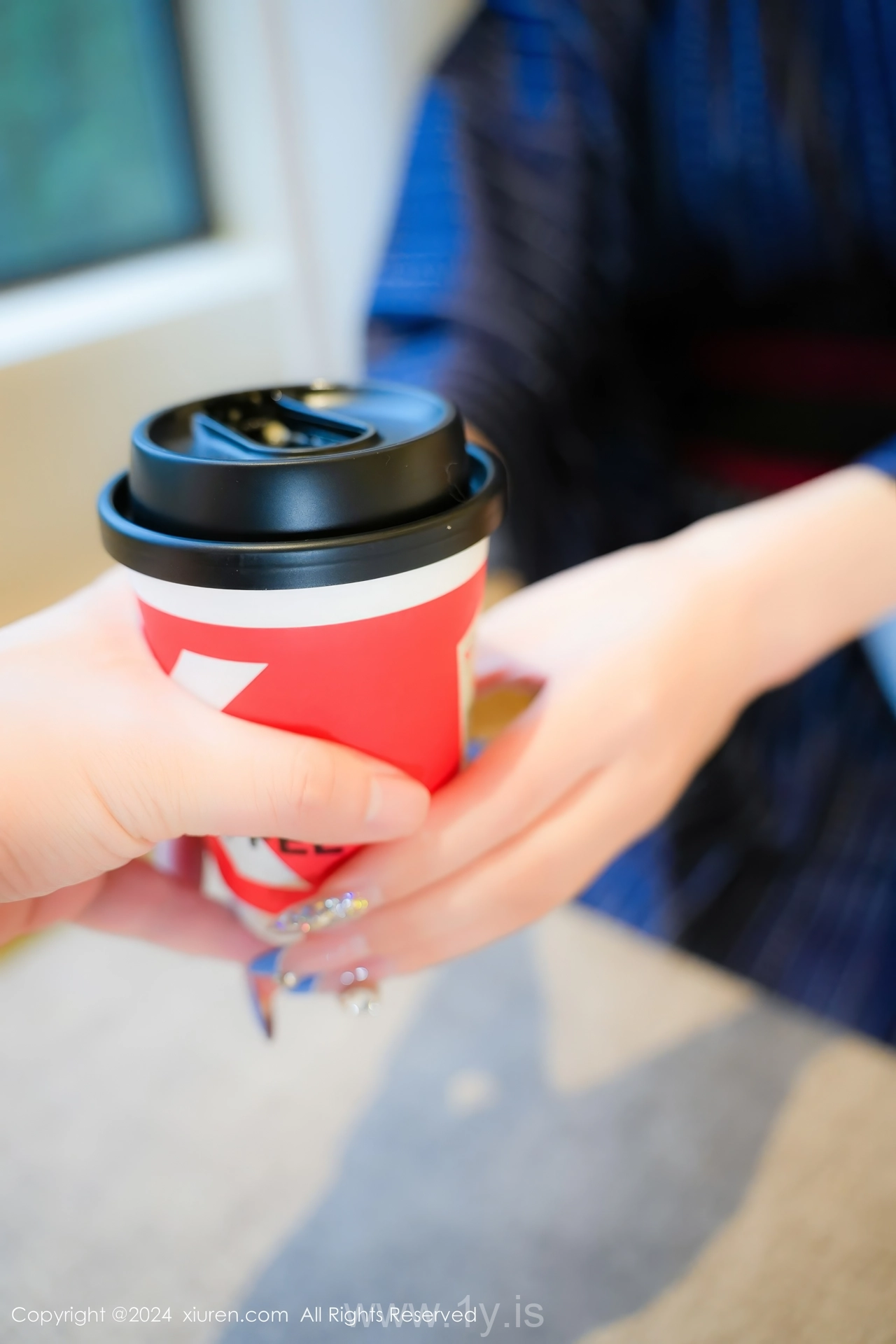 XIUREN(秀人网) No.8928 Sensuous Asian Rara Avis Erikaki