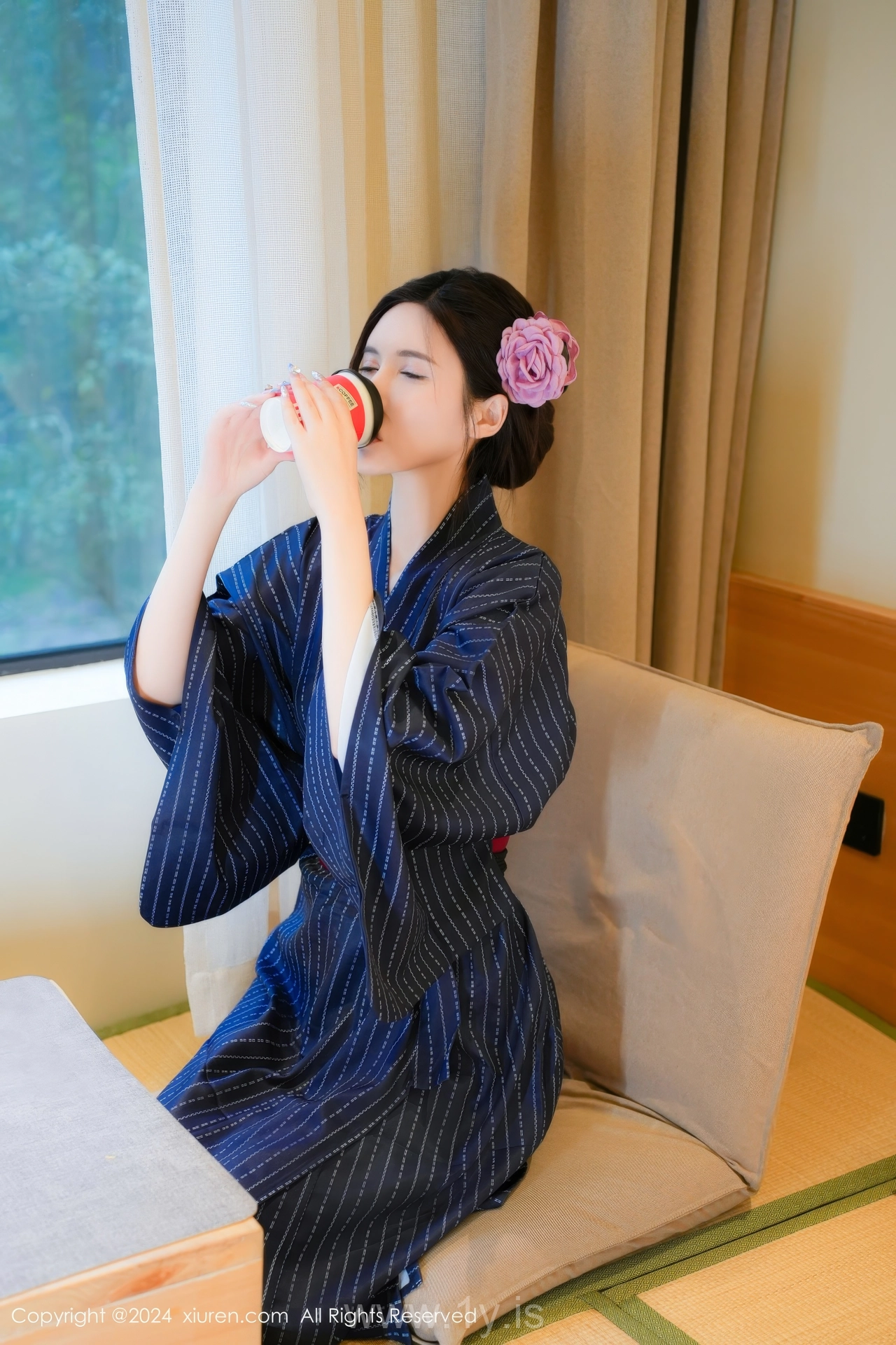 XIUREN(秀人网) No.8928 Sensuous Asian Rara Avis Erikaki