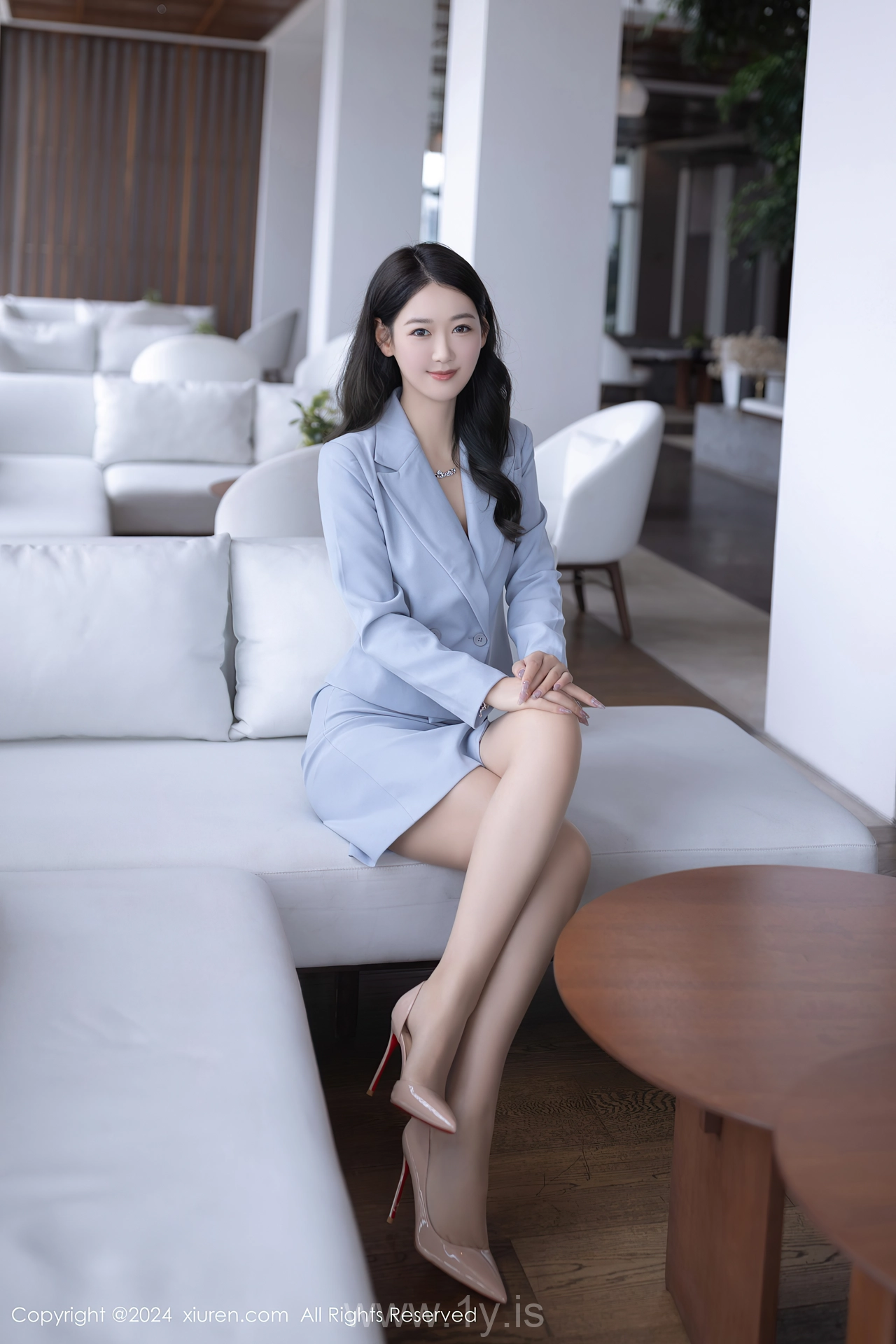 XIUREN(秀人网) No.8935 Sensuous Chinese Seductress 唐安琪