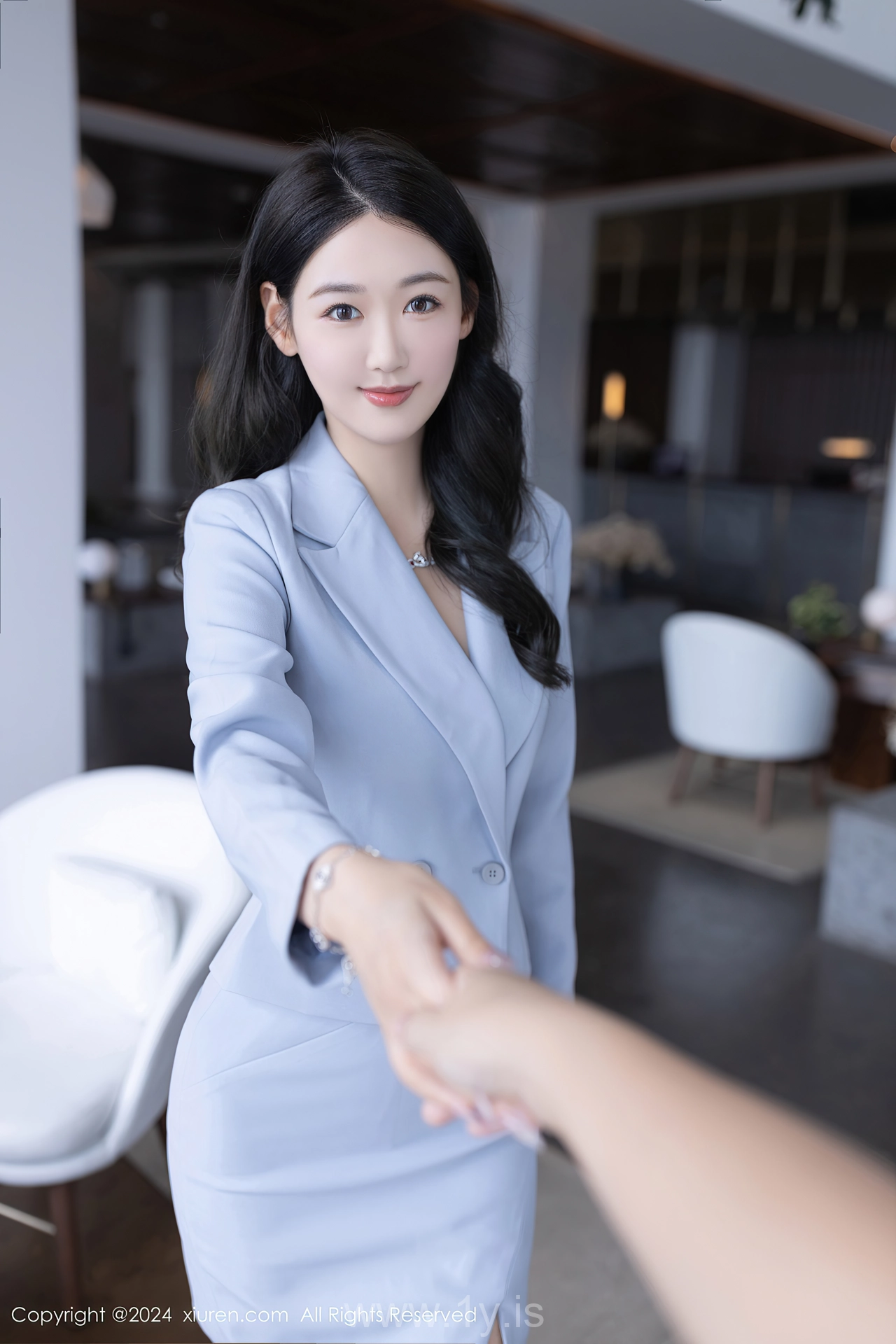 XIUREN(秀人网) No.8935 Sensuous Chinese Seductress 唐安琪