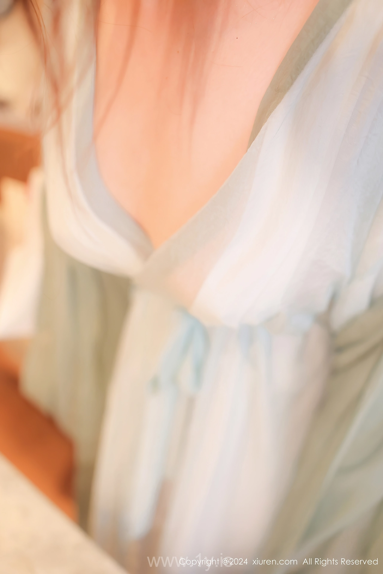 XIUREN(秀人网) No.8937 Enigmatic Chinese Cougar 蛋蛋宝