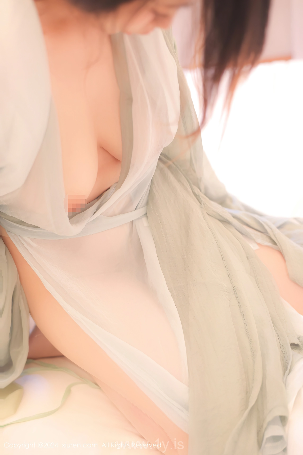 XIUREN(秀人网) No.8937 Enigmatic Chinese Cougar 蛋蛋宝