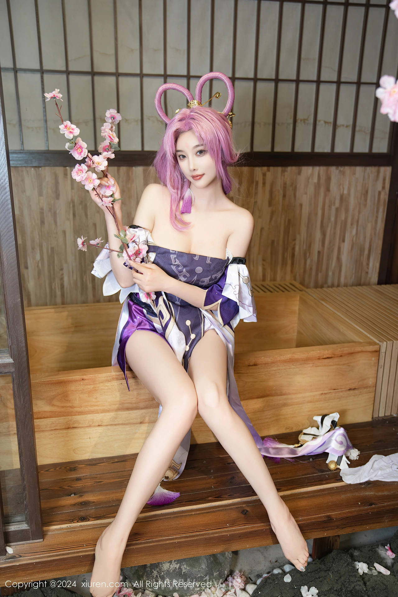 XIUREN(秀人网) No.8943 Sexy & Quiet Asian Chick 杨晨晨Yome