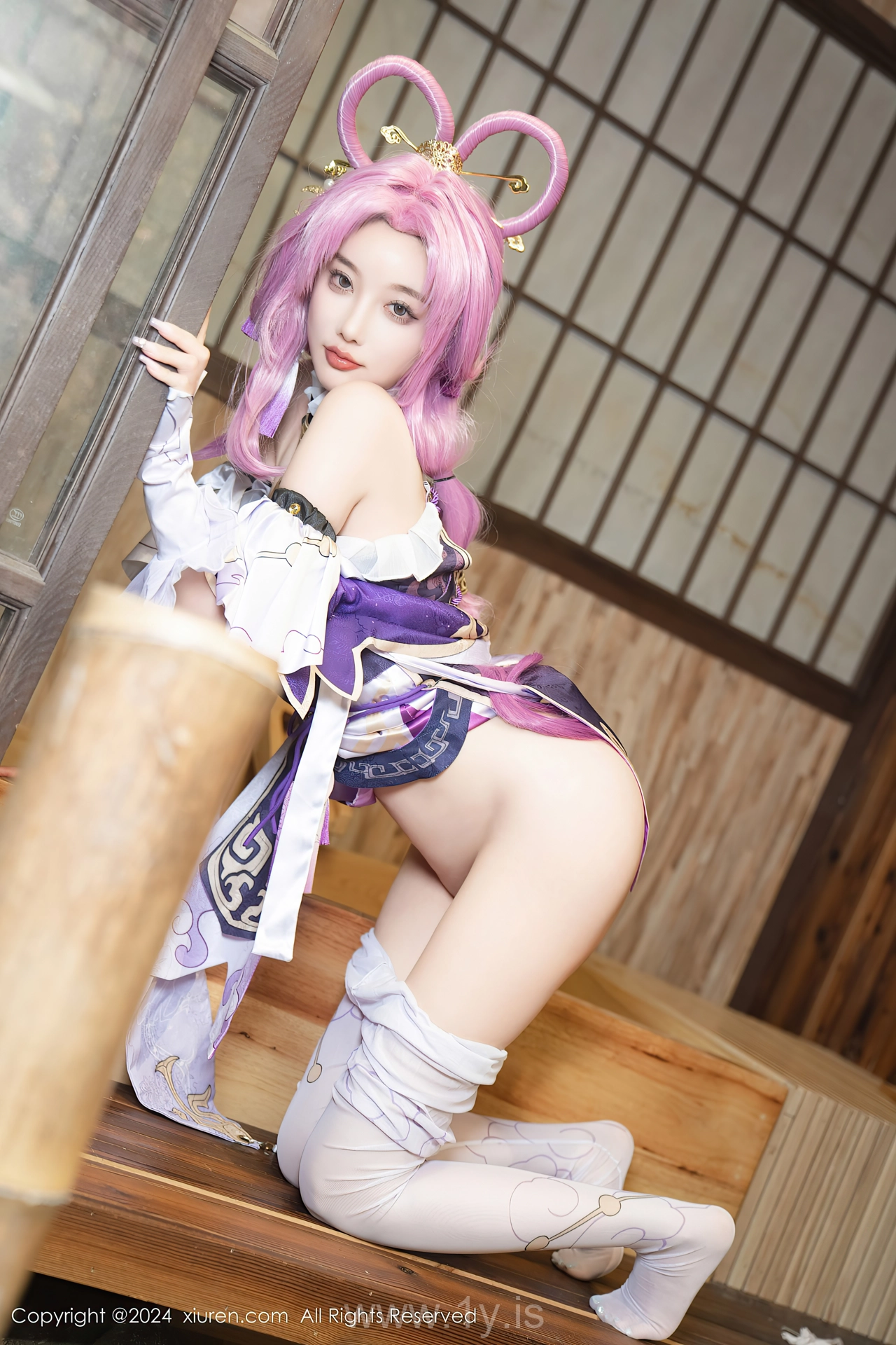 XIUREN(秀人网) No.8943 Sexy & Quiet Asian Chick 杨晨晨Yome