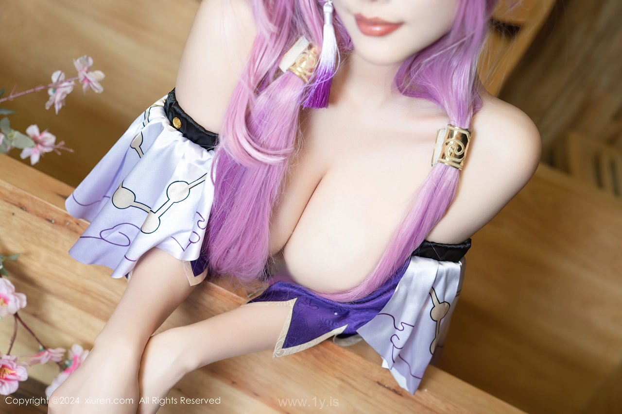 XIUREN(秀人网) No.8943 Sexy & Quiet Asian Chick 杨晨晨Yome