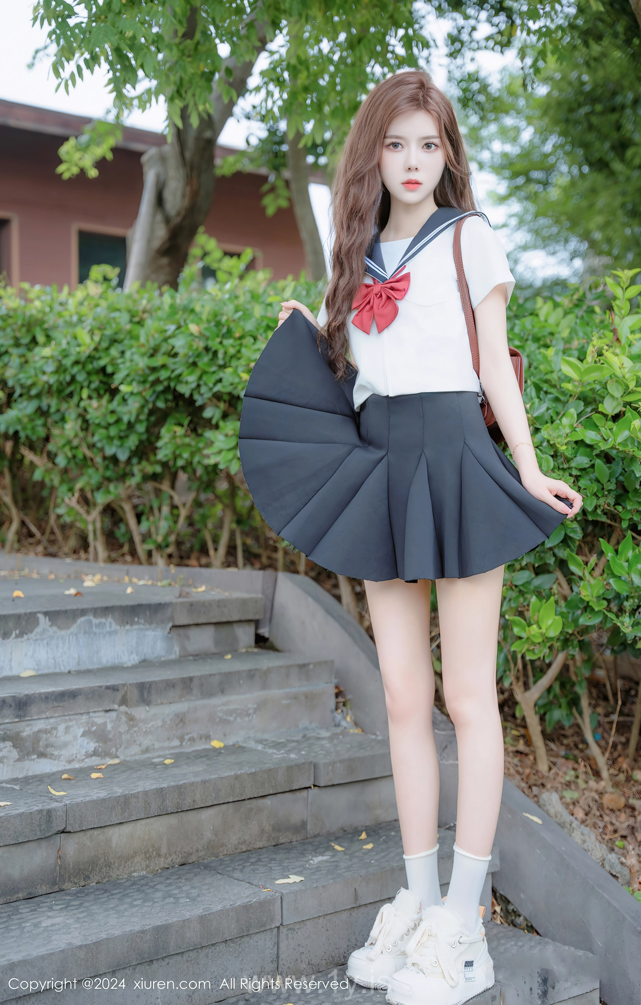 XIUREN(秀人网) No.8948 Classy & Sophisticated Asian Rose 拍黄瓜girl