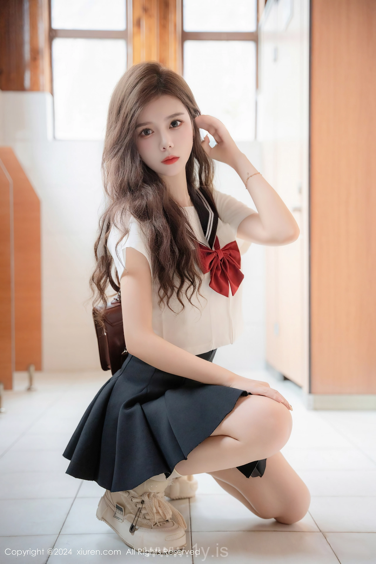 XIUREN(秀人网) No.8948 Classy & Sophisticated Asian Rose 拍黄瓜girl