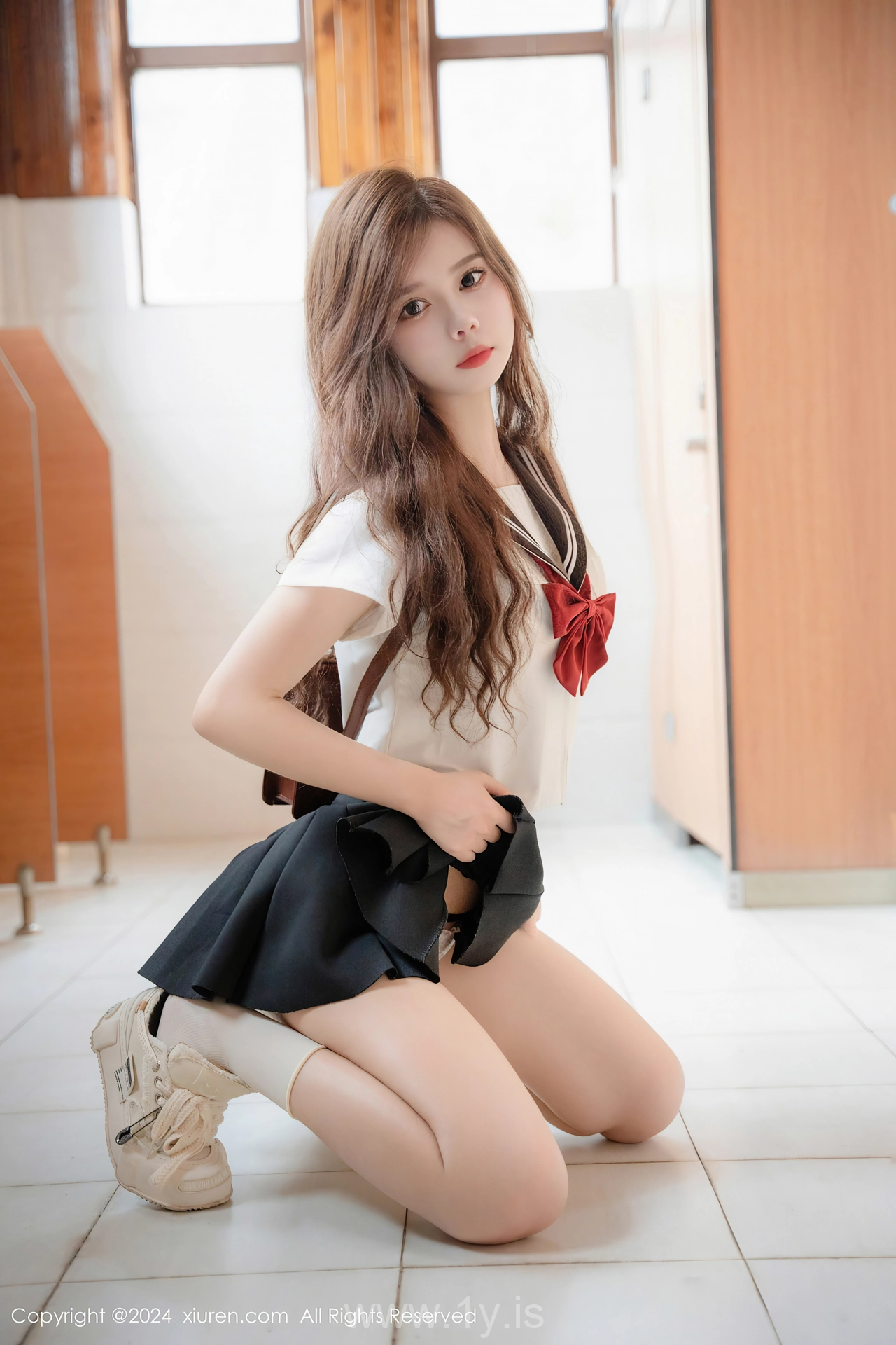 XIUREN(秀人网) No.8948 Classy & Sophisticated Asian Rose 拍黄瓜girl