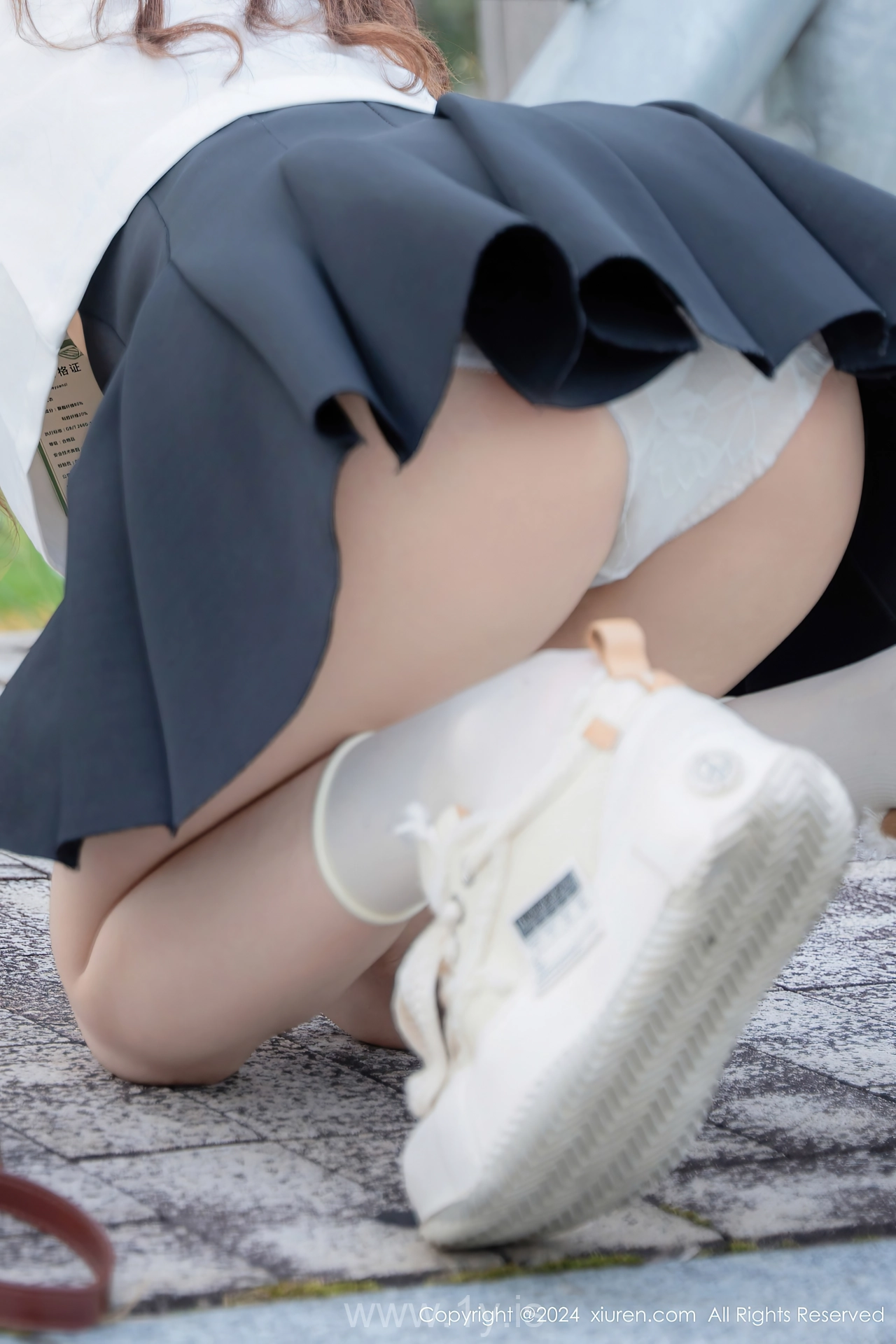 XIUREN(秀人网) No.8948 Classy & Sophisticated Asian Rose 拍黄瓜girl