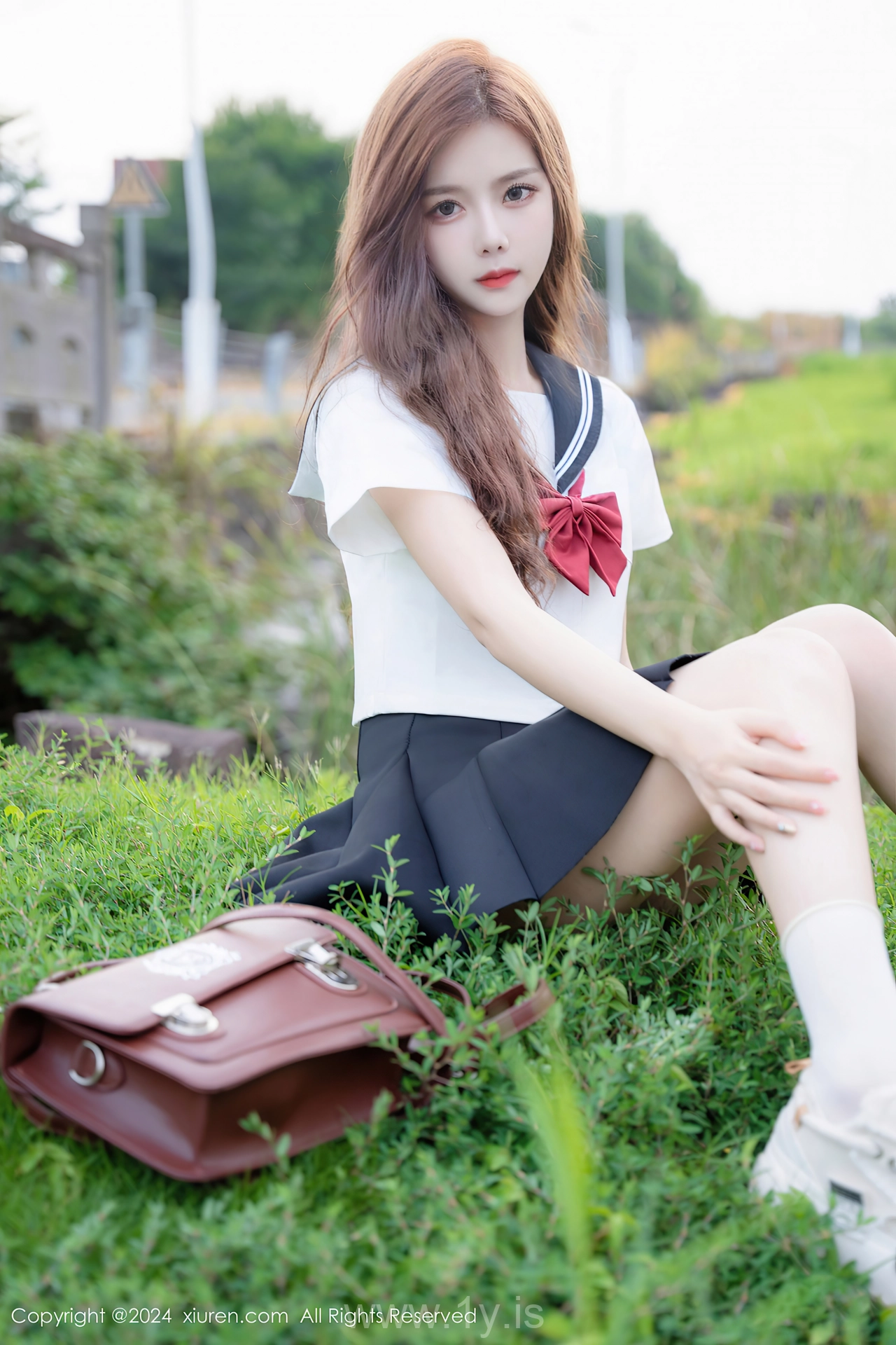 XIUREN(秀人网) No.8948 Classy & Sophisticated Asian Rose 拍黄瓜girl