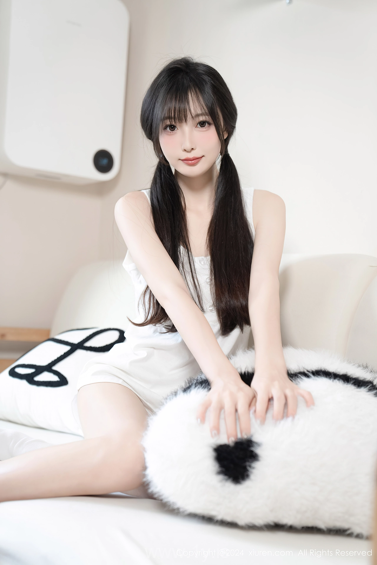 XIUREN(秀人网) No.8952 Intriguing & Good-looking Chinese Nymph 林星阑