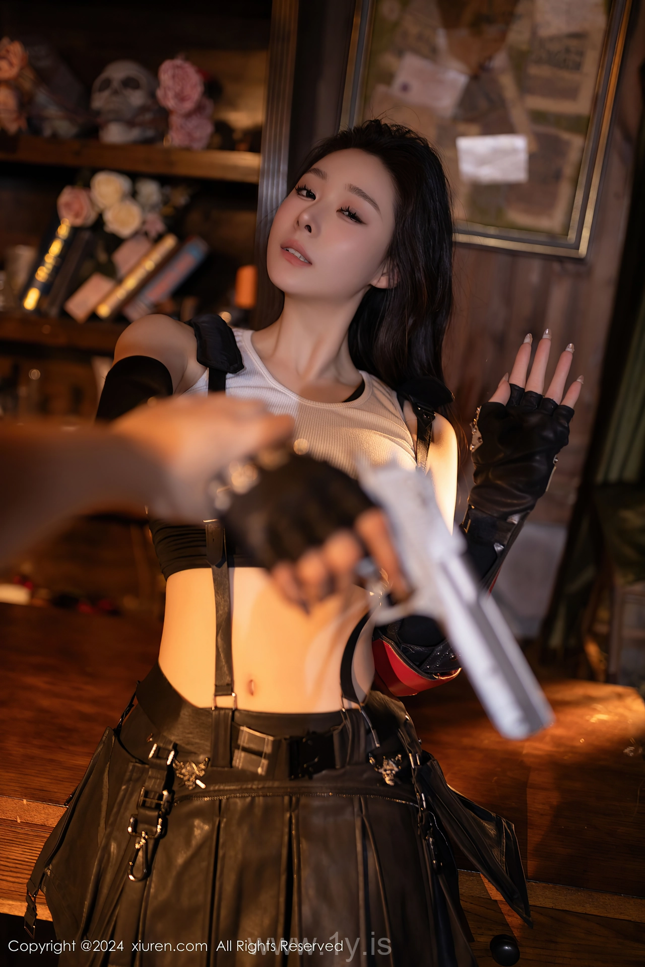 XIUREN(秀人网) No.8953 Sensuous & Vivacious Asian Homebody Girl 小逗逗