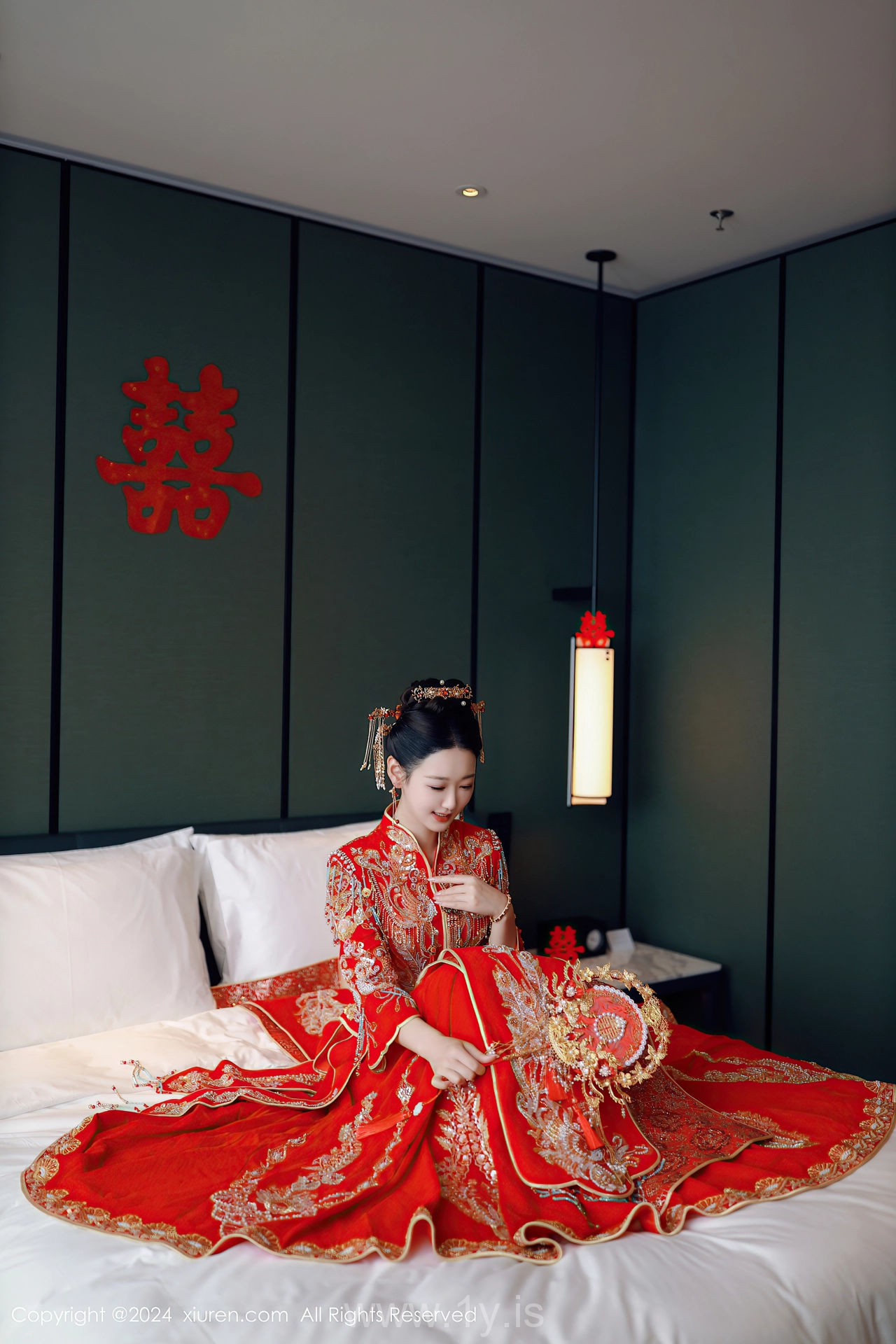 XIUREN(秀人网) No.8972 Luminous Asian Queen 唐安琪