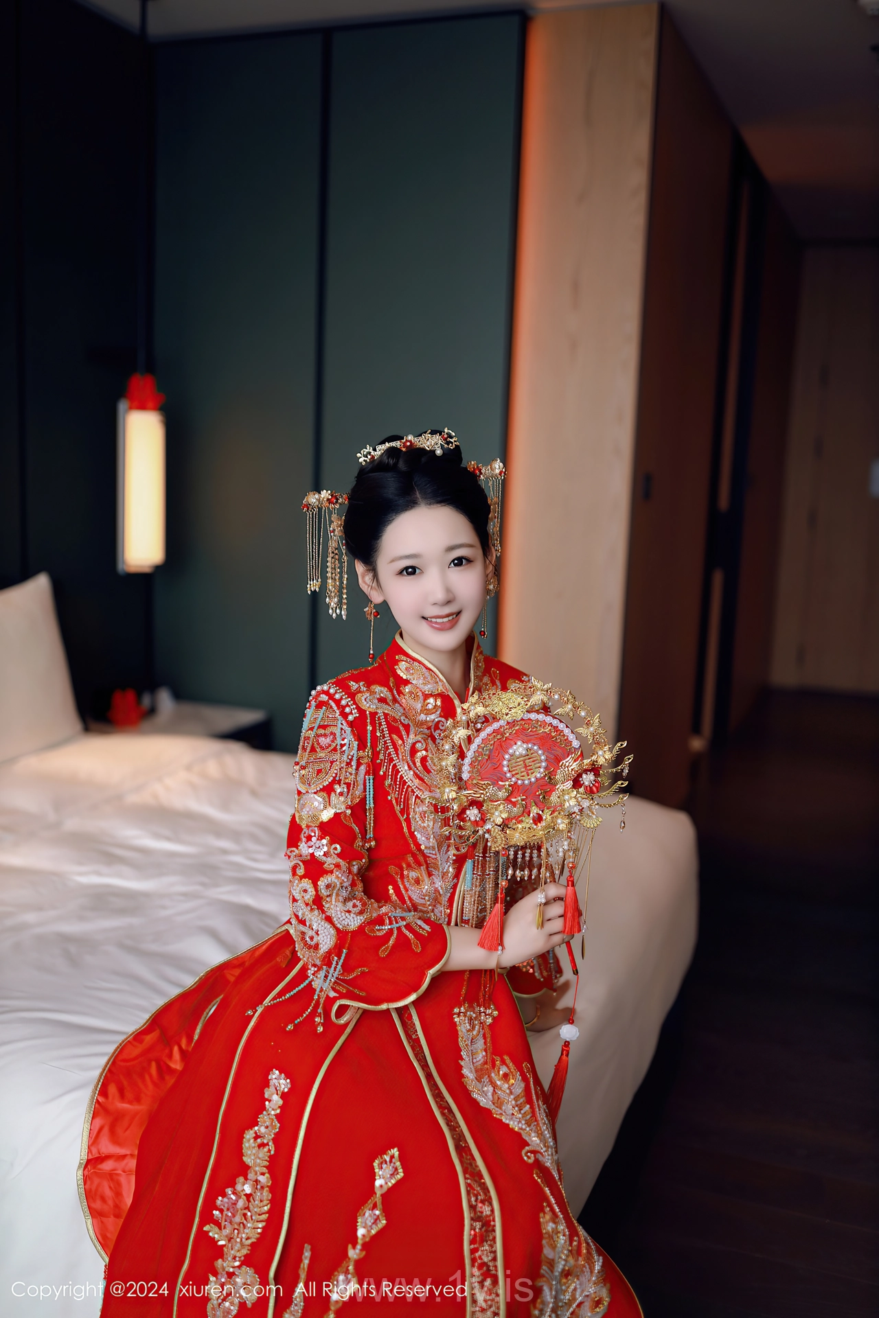 XIUREN(秀人网) No.8972 Luminous Asian Queen 唐安琪