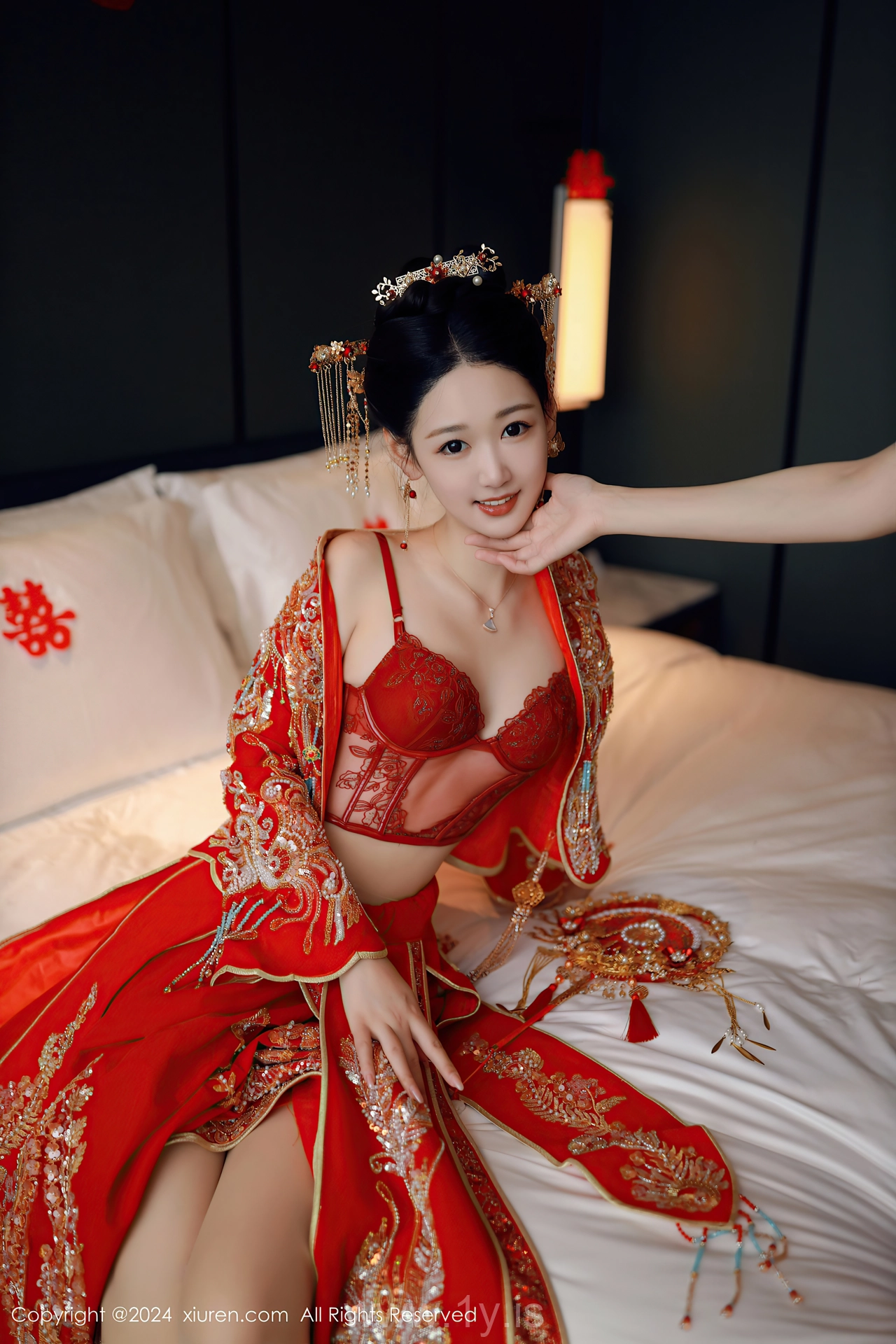 XIUREN(秀人网) No.8972 Luminous Asian Queen 唐安琪