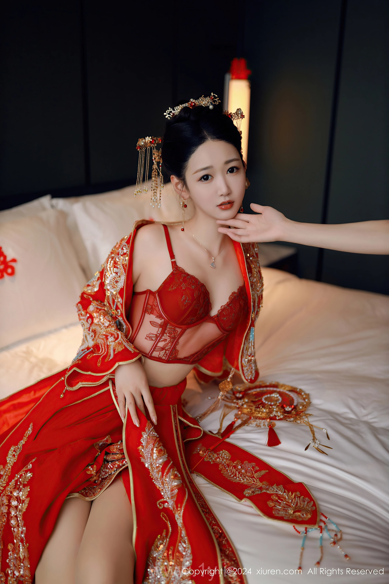 XIUREN(秀人网) No.8972 Luminous Asian Queen 唐安琪