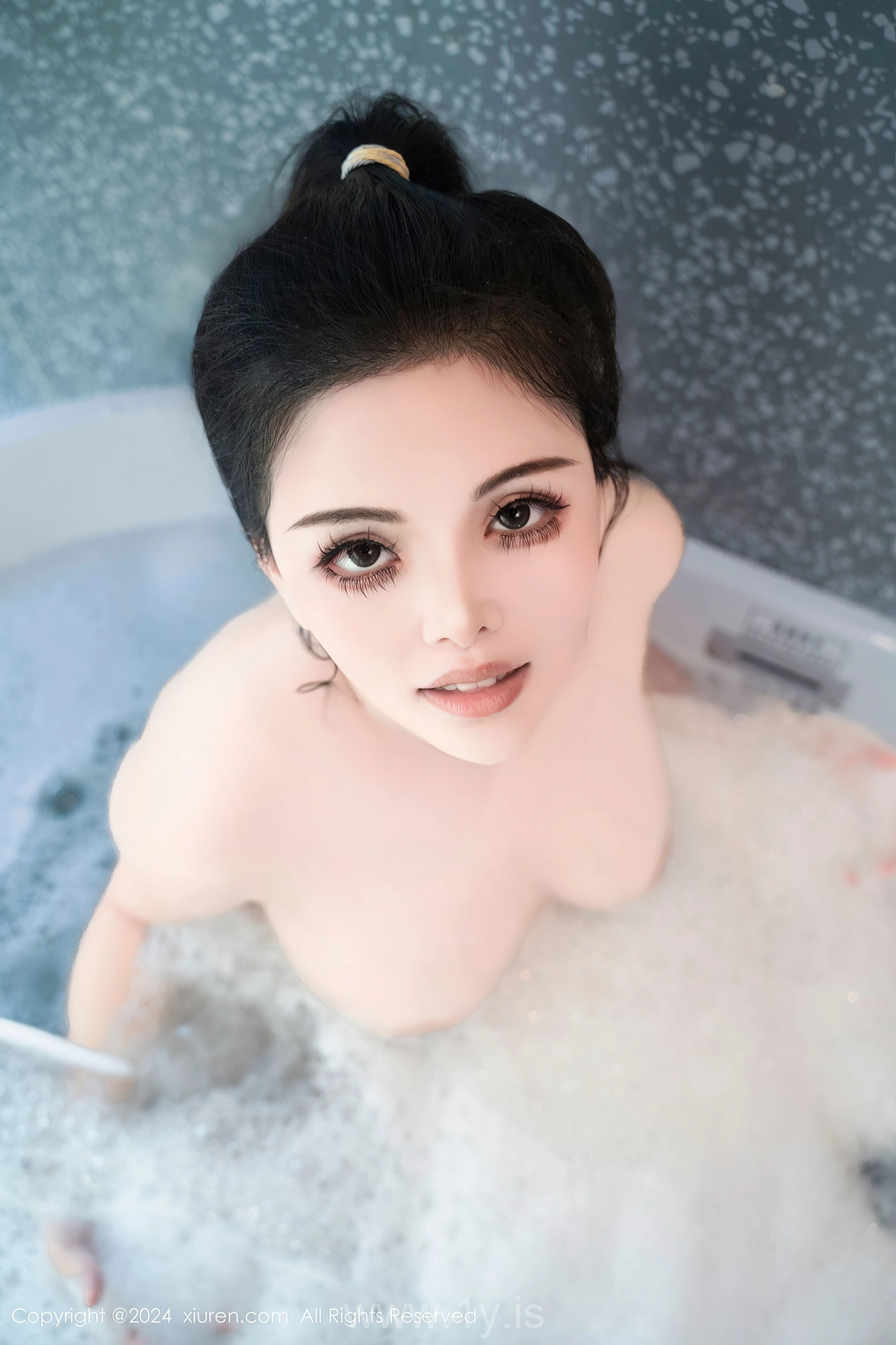 XIUREN(秀人网) No.8981 Good-looking & Classy Asian Girl 陈三穗