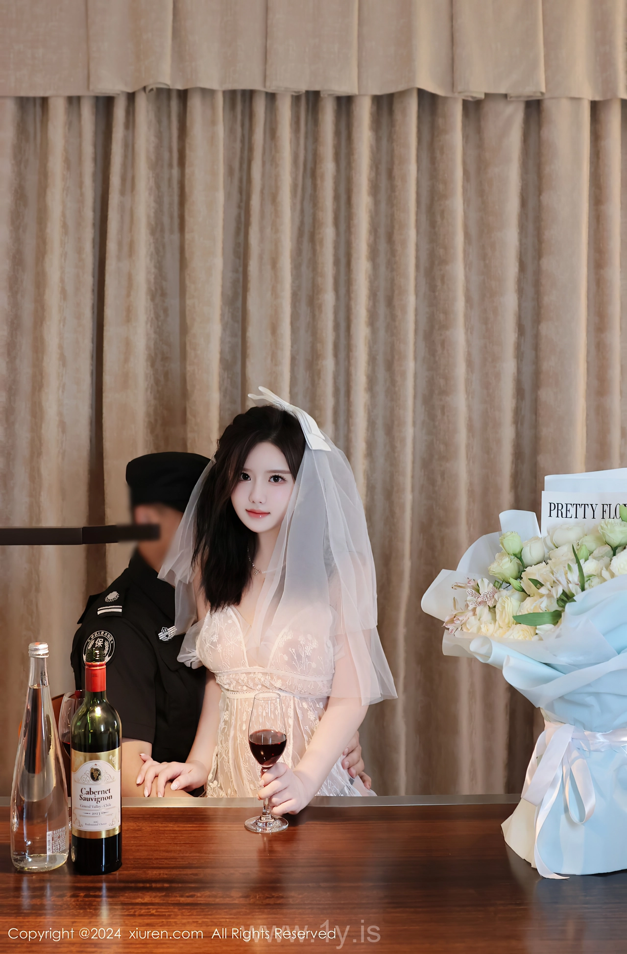 XIUREN(秀人网) No.8991 Pretty & Knockout Asian Babe 小薯条nienie