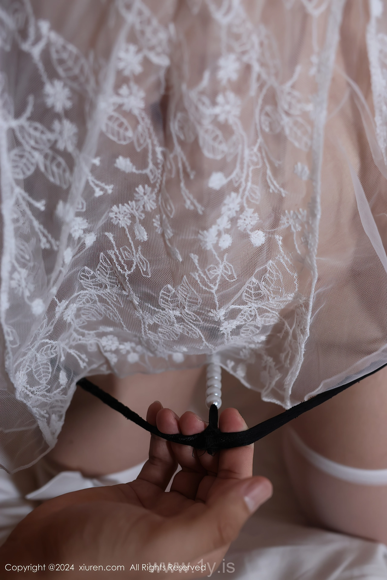 XIUREN(秀人网) No.8991 Pretty & Knockout Asian Babe 小薯条nienie