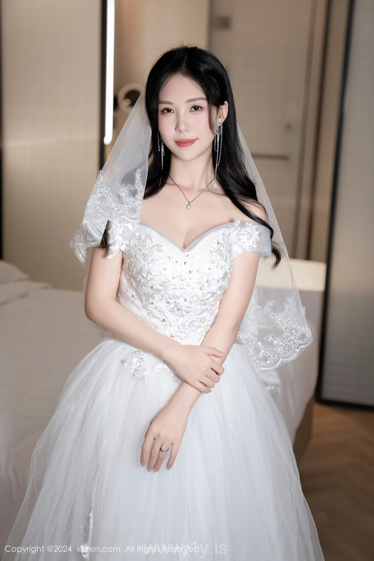 XIUREN(秀人网) No.8998 Sophisticated Asian Angel 利世