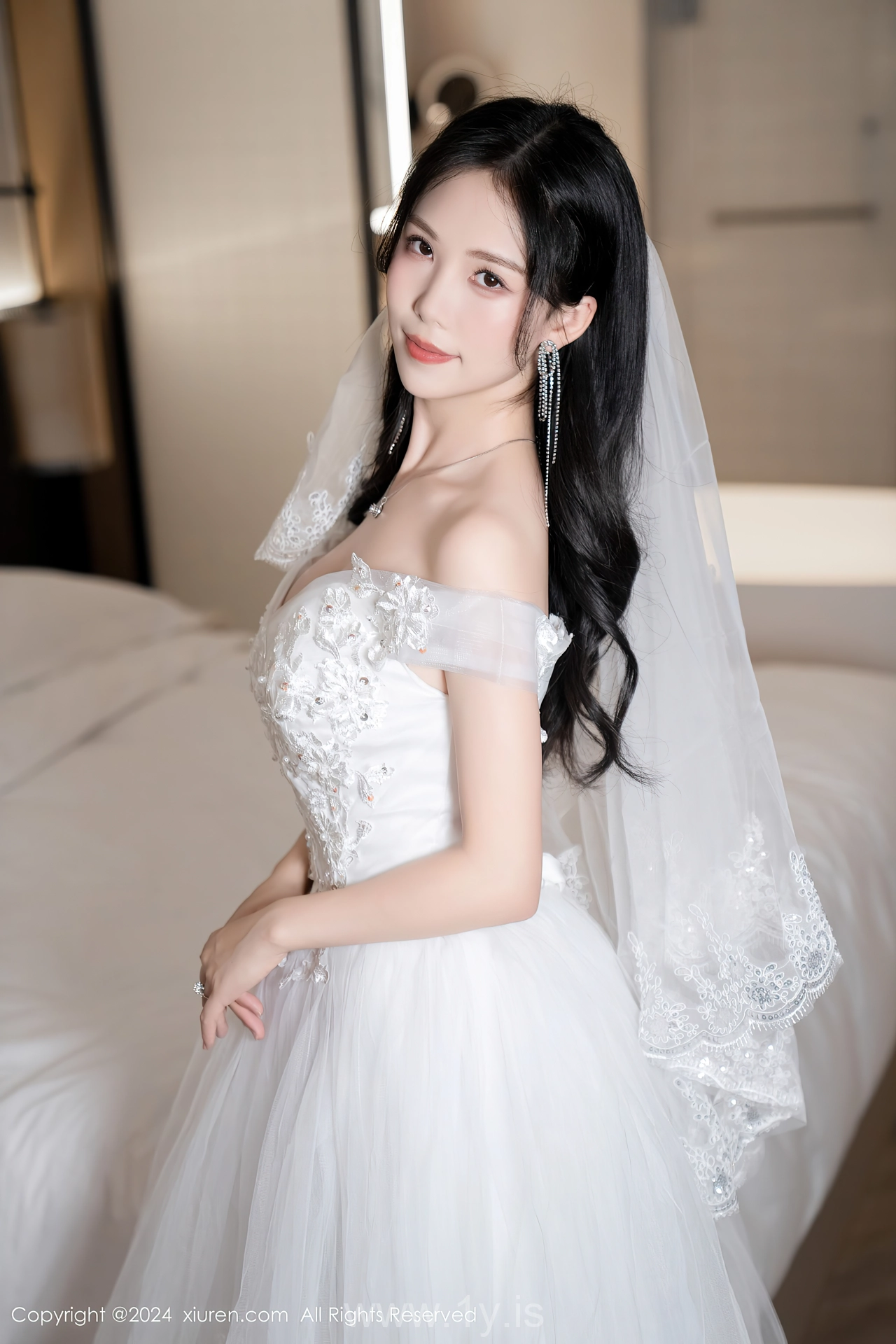 XIUREN(秀人网) No.8998 Sophisticated Asian Angel 利世