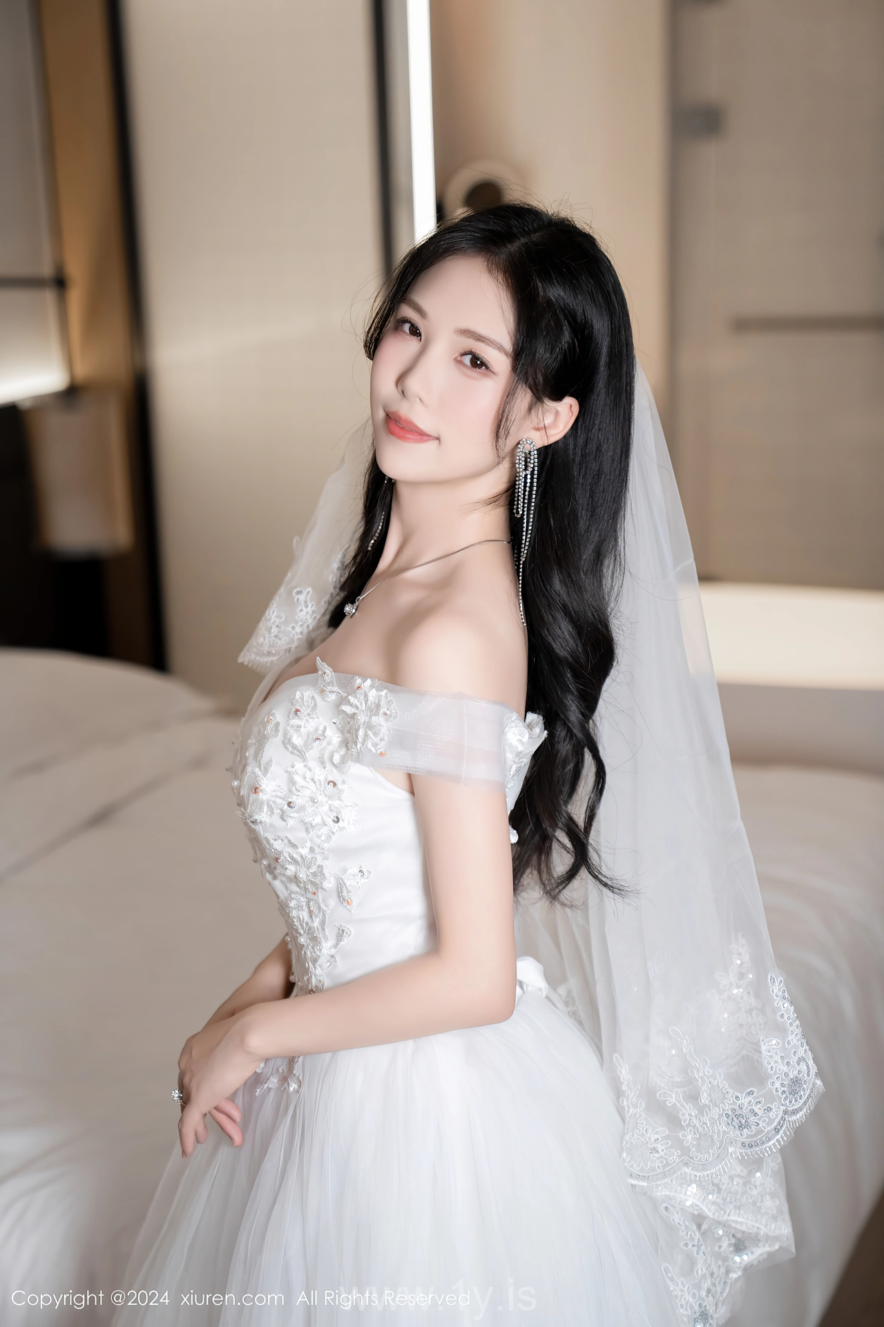 XIUREN(秀人网) No.8998 Sophisticated Asian Angel 利世