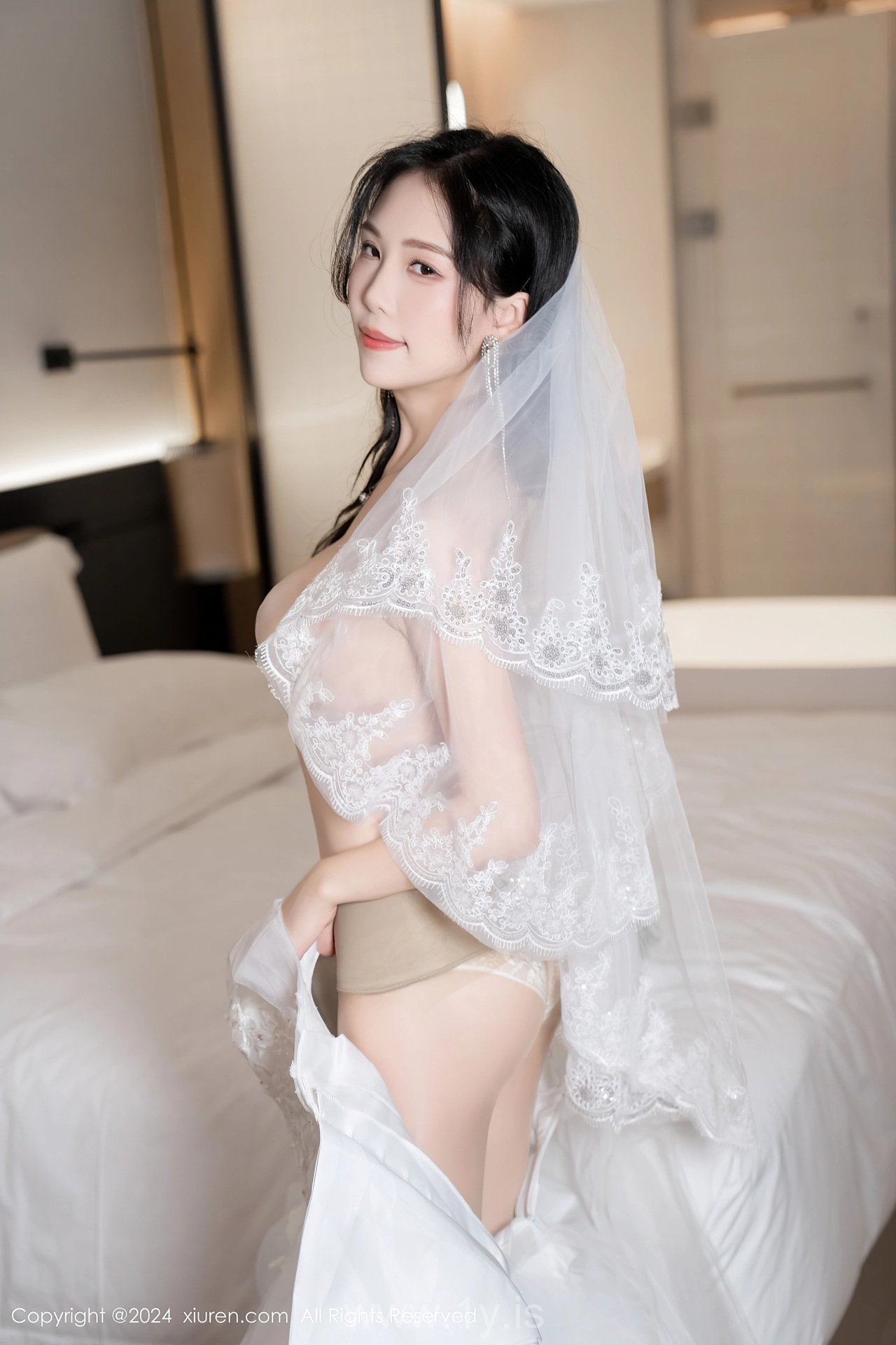 XIUREN(秀人网) No.8998 Sophisticated Asian Angel 利世