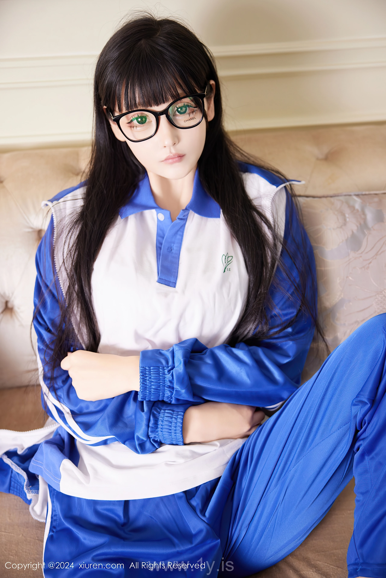 XIUREN(秀人网) No.9000 Charming & Slim Chinese Femme fatale 智恩baby